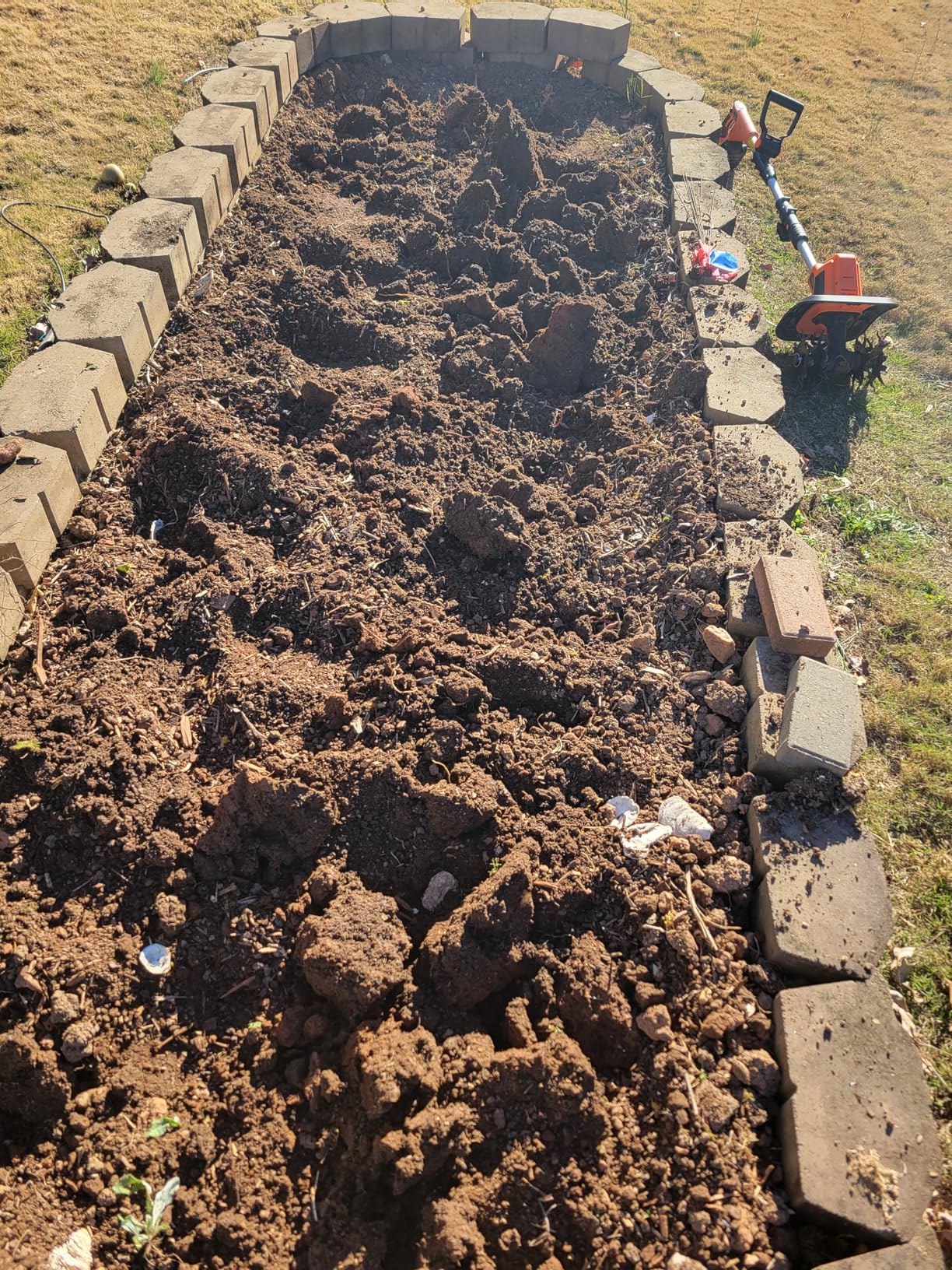 Saker 22V Cordless Electric Garden Tiller Cultivator, Lightweight Rototiller for Gardening, 9-Inch Tilling Width, 6.3-Inch Depth for Soil Preparation, Weeding, and Gardening 2 Batteries SK-TC18B customer photo 2