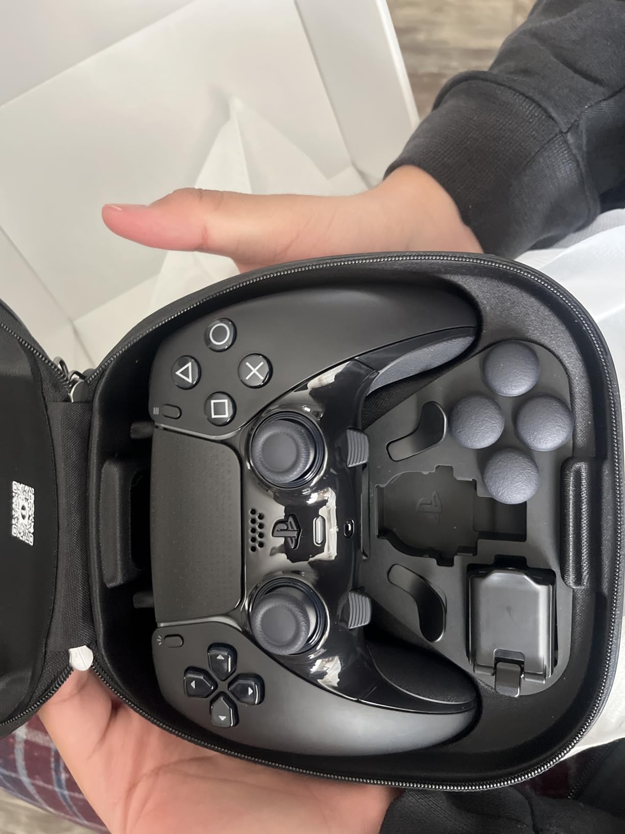 PlayStation DualSense Edge Wireless Controller - Midnight Black customer photo 2