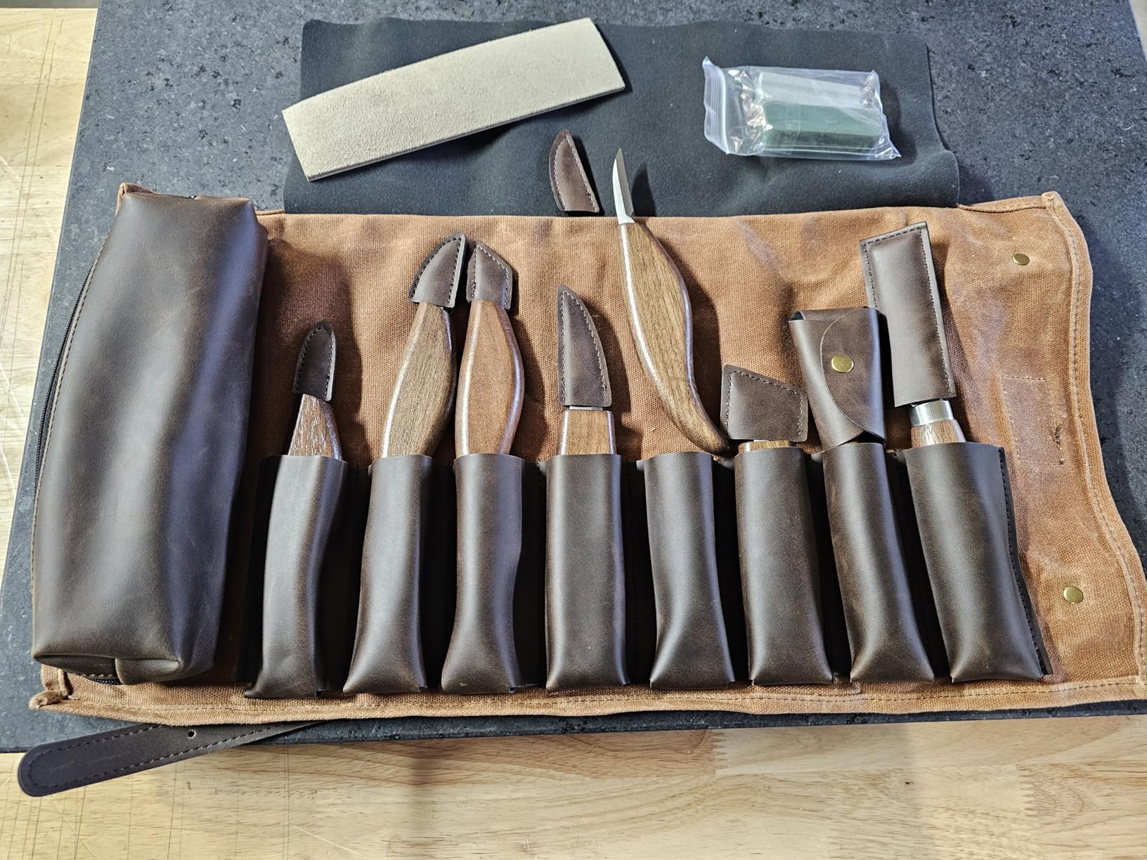 KONDITO Complete Wood Carving Kit - Premium Carving Knives Set with 7Cr17 Steel Blades, Safety Gloves, Honing Strop, Roll Bag & Gift Storage Case - Woodworking Tool Set for Adults & Beginners customer photo 1