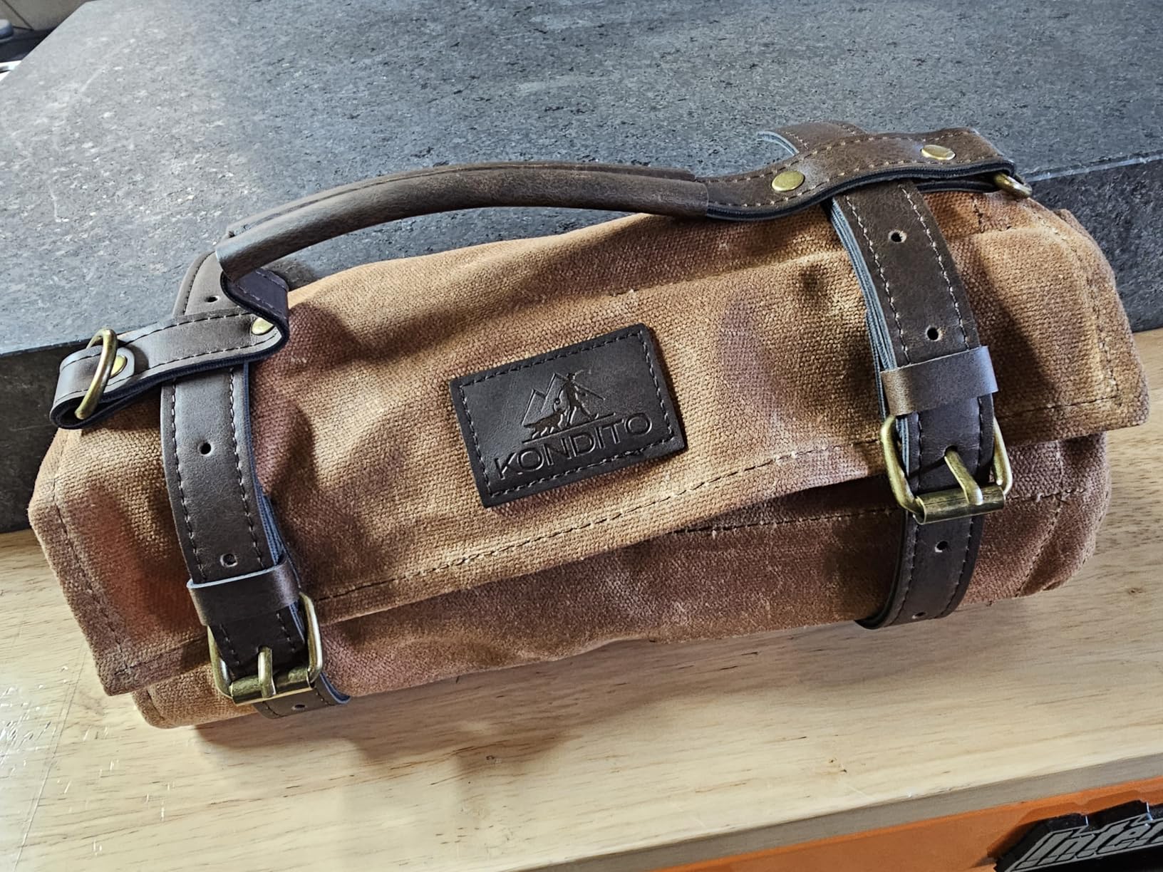 KONDITO Complete Wood Carving Kit - Premium Carving Knives Set with 7Cr17 Steel Blades, Safety Gloves, Honing Strop, Roll Bag & Gift Storage Case - Woodworking Tool Set for Adults & Beginners customer photo 2