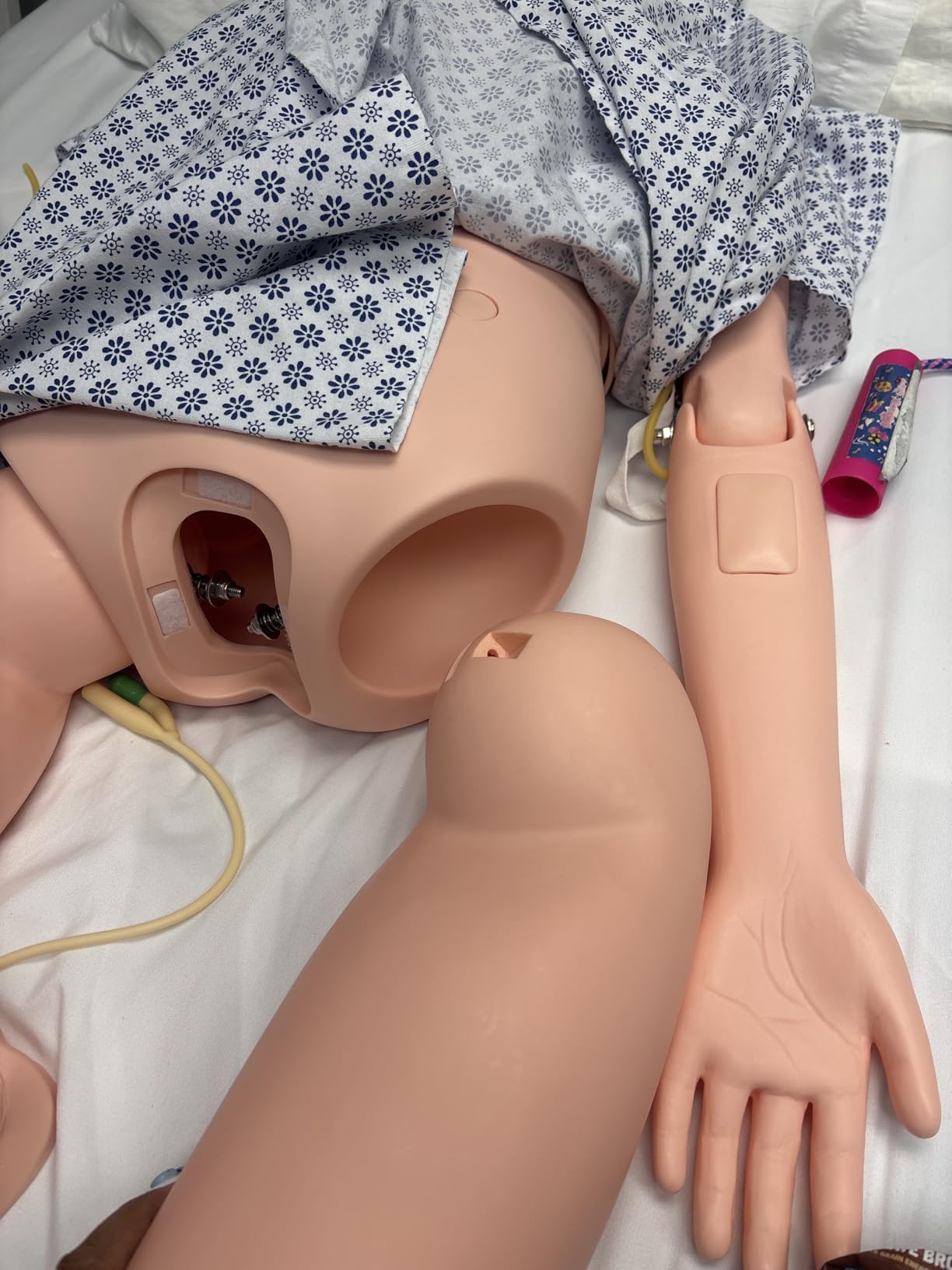 Patient Care Medical Manikin, 5.24ft Life Size Medical Mannequin for Training Multifunction Nursing Training Mannequins for Students Nursing Education Teaching Medical Training Skills (Female) customer photo 1