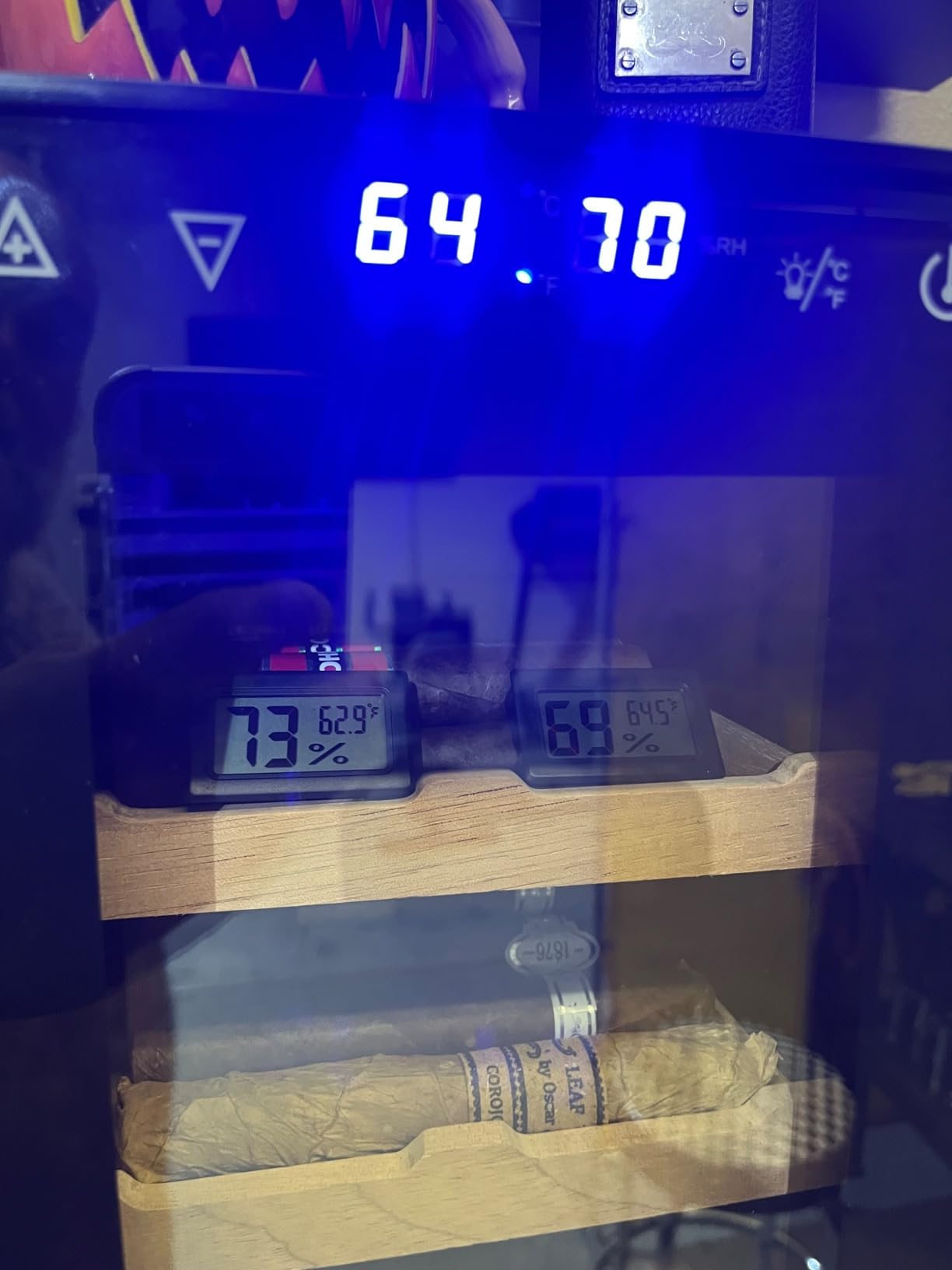 35L Cigar Electric Humidor, 250 Counts Large Capacity Thermostatic Electric Cigar Cooler Cabinet with Digital LED Screen, Safety Lock,Smart Humidity & Temp Control, Gifts for Men customer photo 1