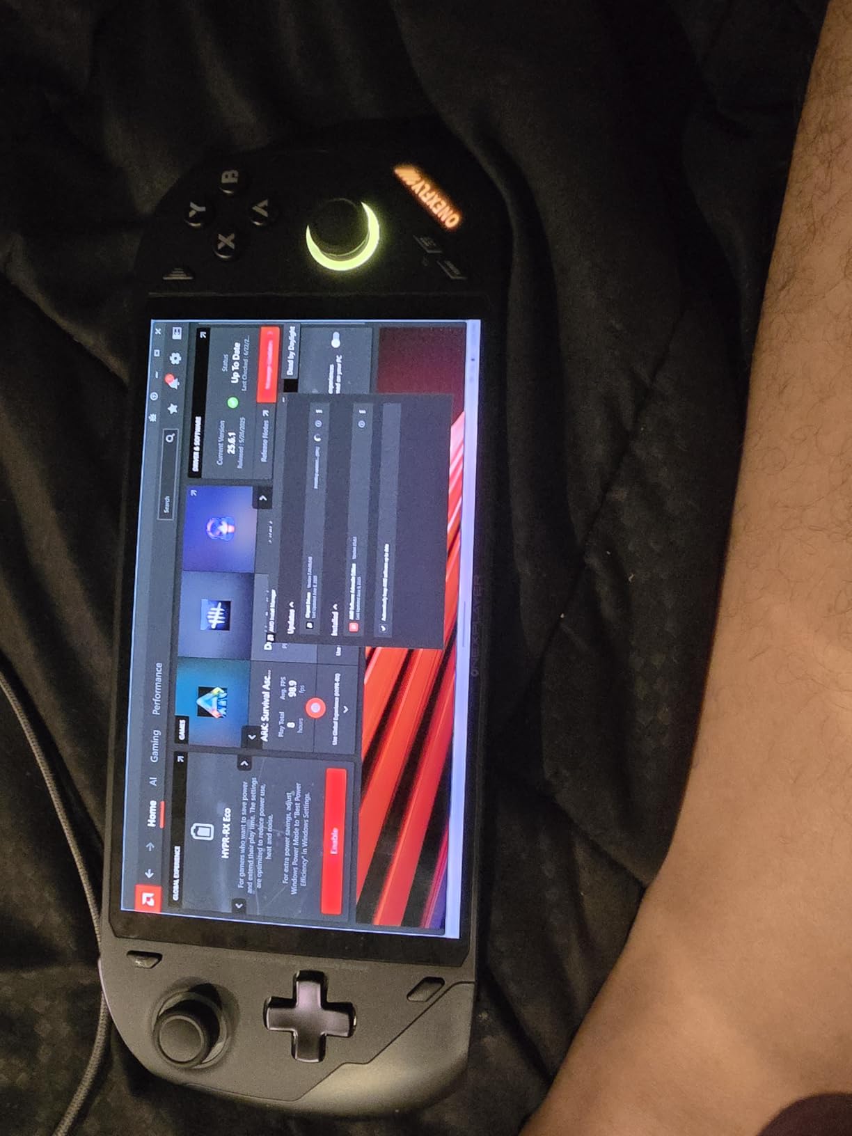 Onexfly F1 PRO (AMD Ryzen AI 9 HX 370-64GB+4TB) 7 Inches OLED Handheld PC customer photo 1