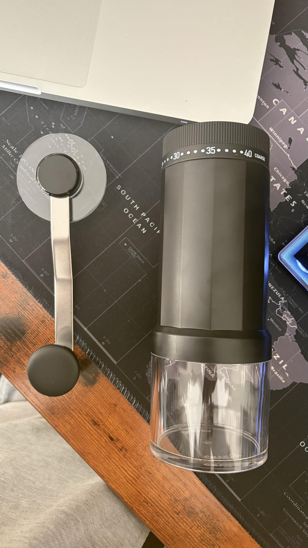 World's First 60g Large Capacity Manual Coffee Grinder, Portable Hand Coffee Bean Mill with 40 Adjustable Settings, Stainless steel Burr Grinder for Espresso, Pour Over, Camping, Travel, Gift, etc customer photo 1