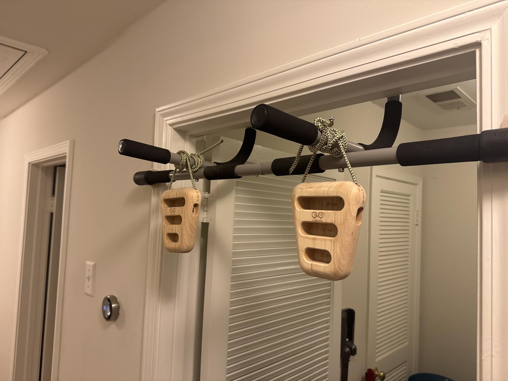 YY Vertical - Hang Holds customer photo 1