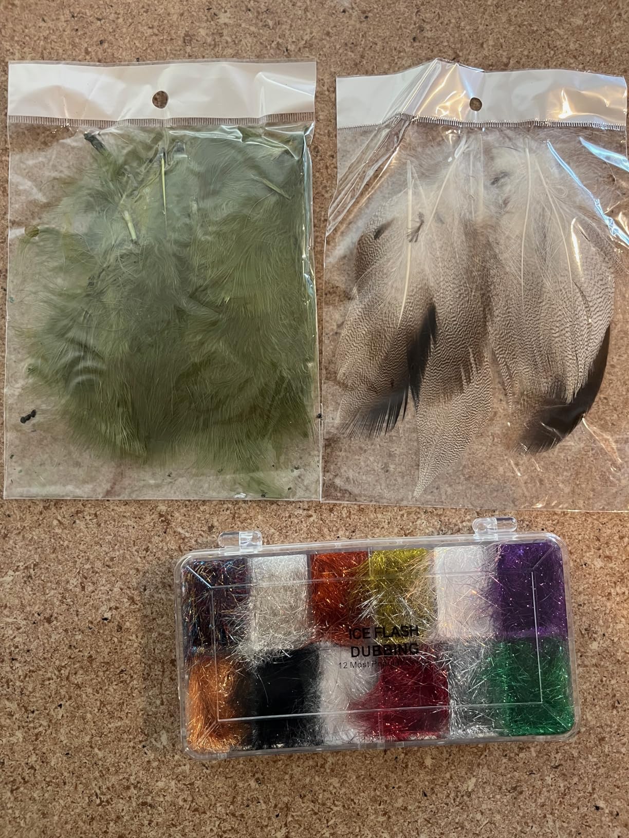 EUPHENG Fly Tying Materials Kit 14 Types of Feathers, Dubbing & Hooks, UV Dyed Hackle Feathers Starter kit for Tying Fly Fishing Flies customer photo 2