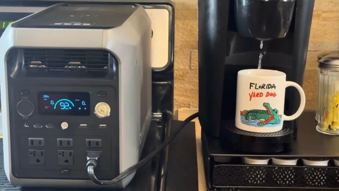 DABBSSON 2048Wh Portable Power Station, Safe Semi-Solid LiFePO4, 3300W Power Boost, 2200W AC Output x6, 41lb,Compact & Lightweight, 1.3X Runtime, 2000L Solar Generator for Camping/Home/RV customer photo 1