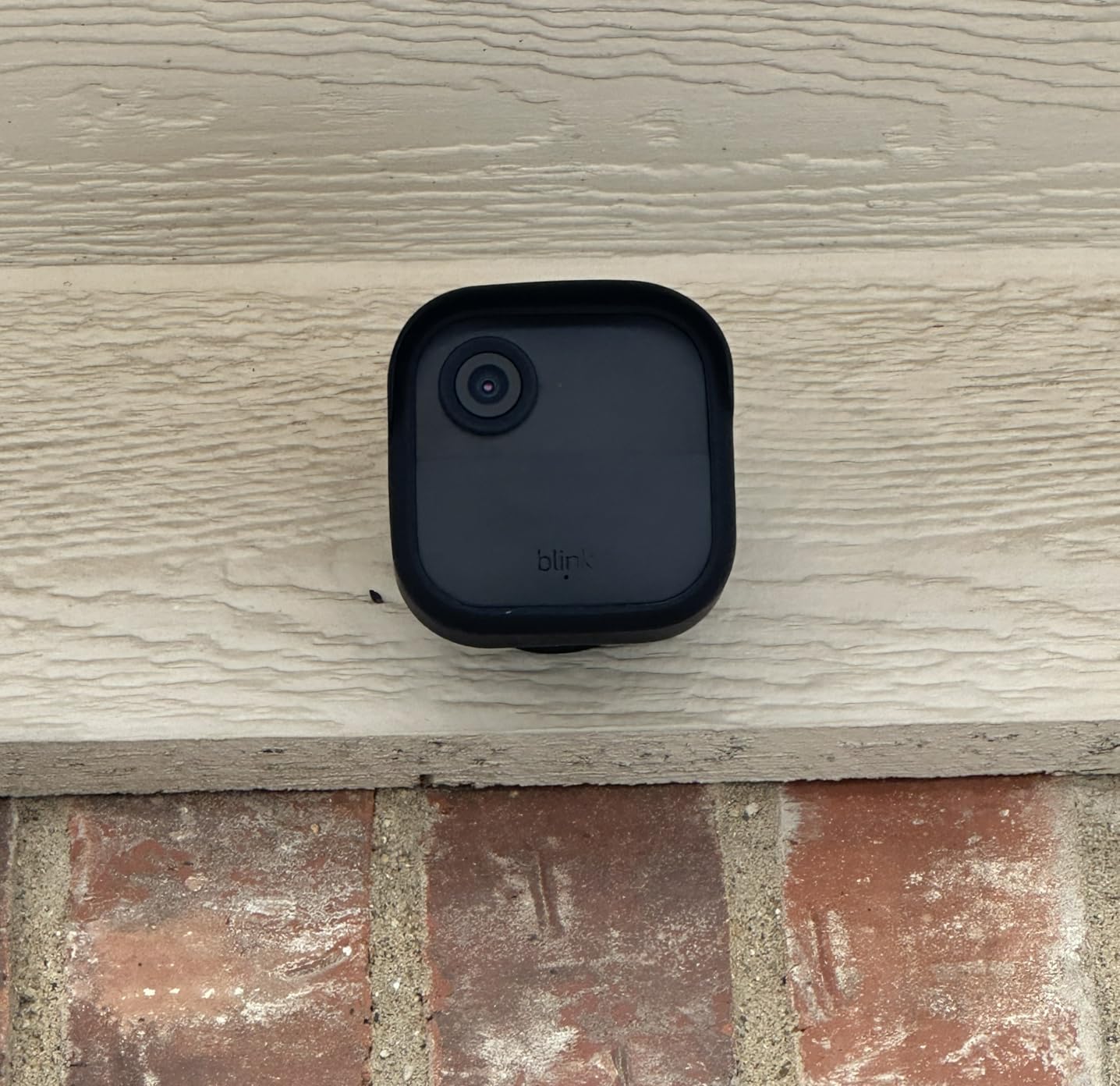 Blink Outdoor 4 XR - two-year battery wireless camera with 4x security coverage, 1000 ft open-air range or 400 ft with typical use - 2 camera system customer photo 2