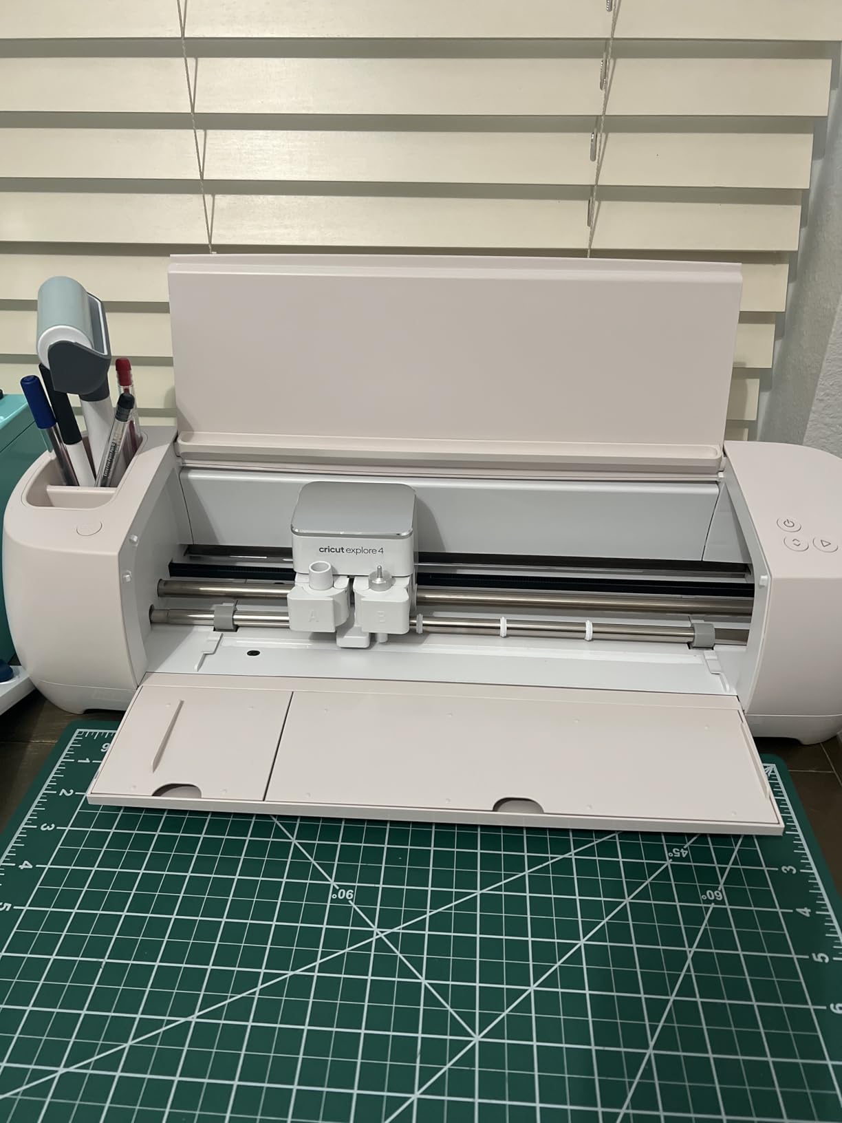 Cricut Explore 4 Machine with Vinyl and Iron-On Bundle - Beginner Friendly Craft Cutting Machine with Essential Materials, HTV and Adhesive Vinyl Variety Pack- DIY Decor Projects, Apparel and Decals customer photo 1