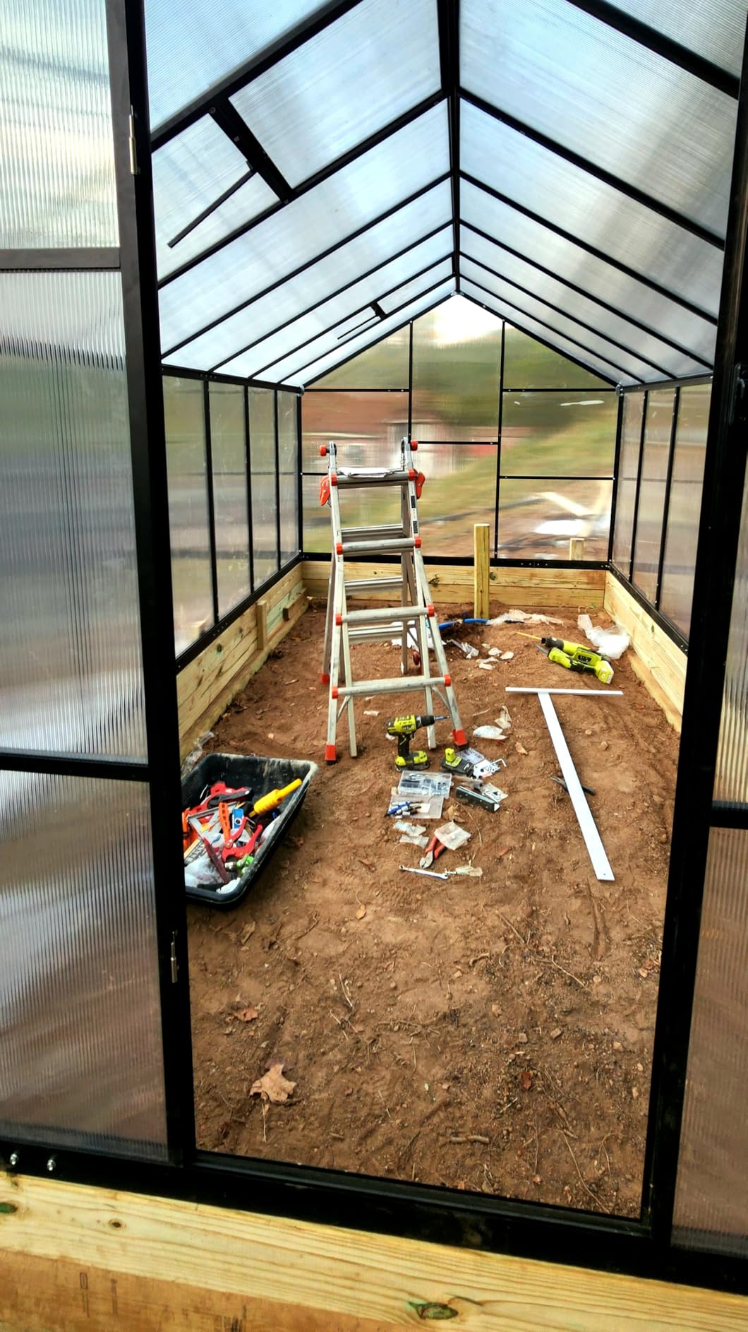 8x10FT Greenhouse Kits with Hygrometer, Polycarbonate Green Houses for Outside Heavy Duty with Aluminum Frame, Walk in Greenhouses with Drainage Channel Roof Vent for Backyard or Garden Use customer photo 1