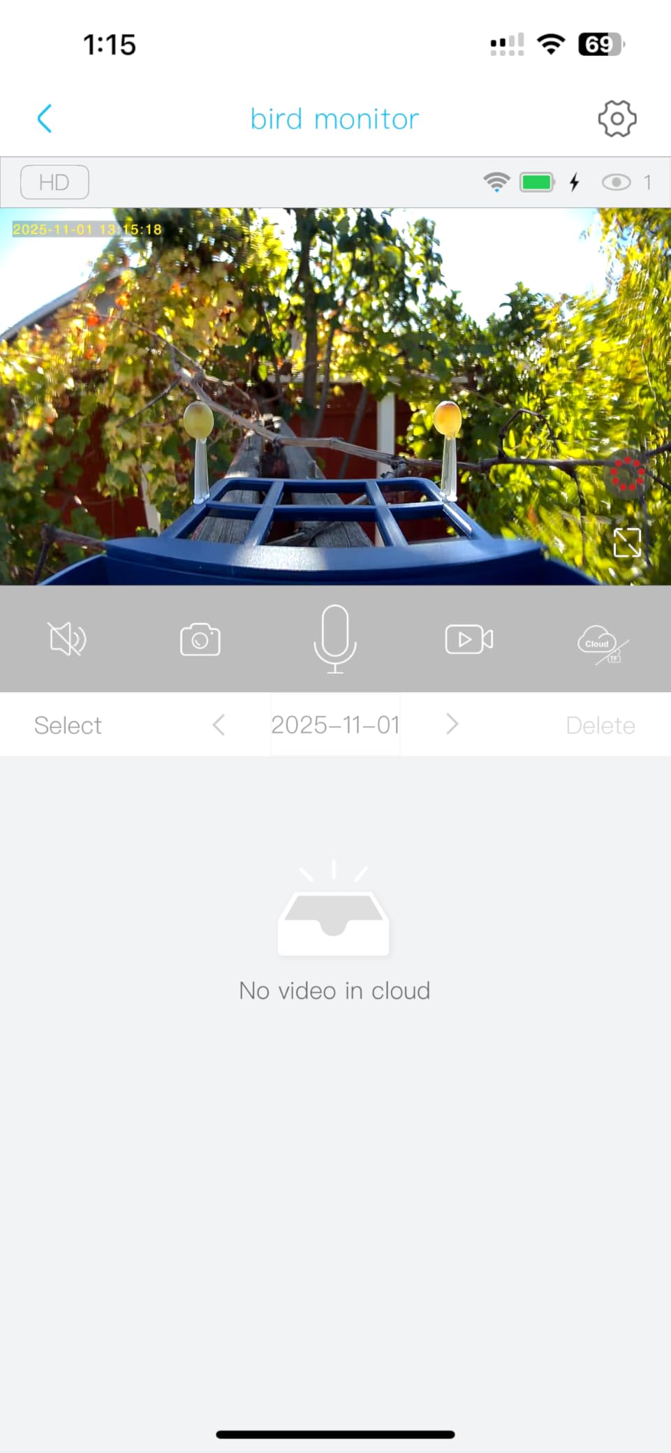 Bird Feeder with Camera, AI Bird Identification, Full HD Live Video, Solar Powered, 2.4Ghz WiFi, Instant Arrival Alerts - Best Gifts for Bird Lover customer photo 2