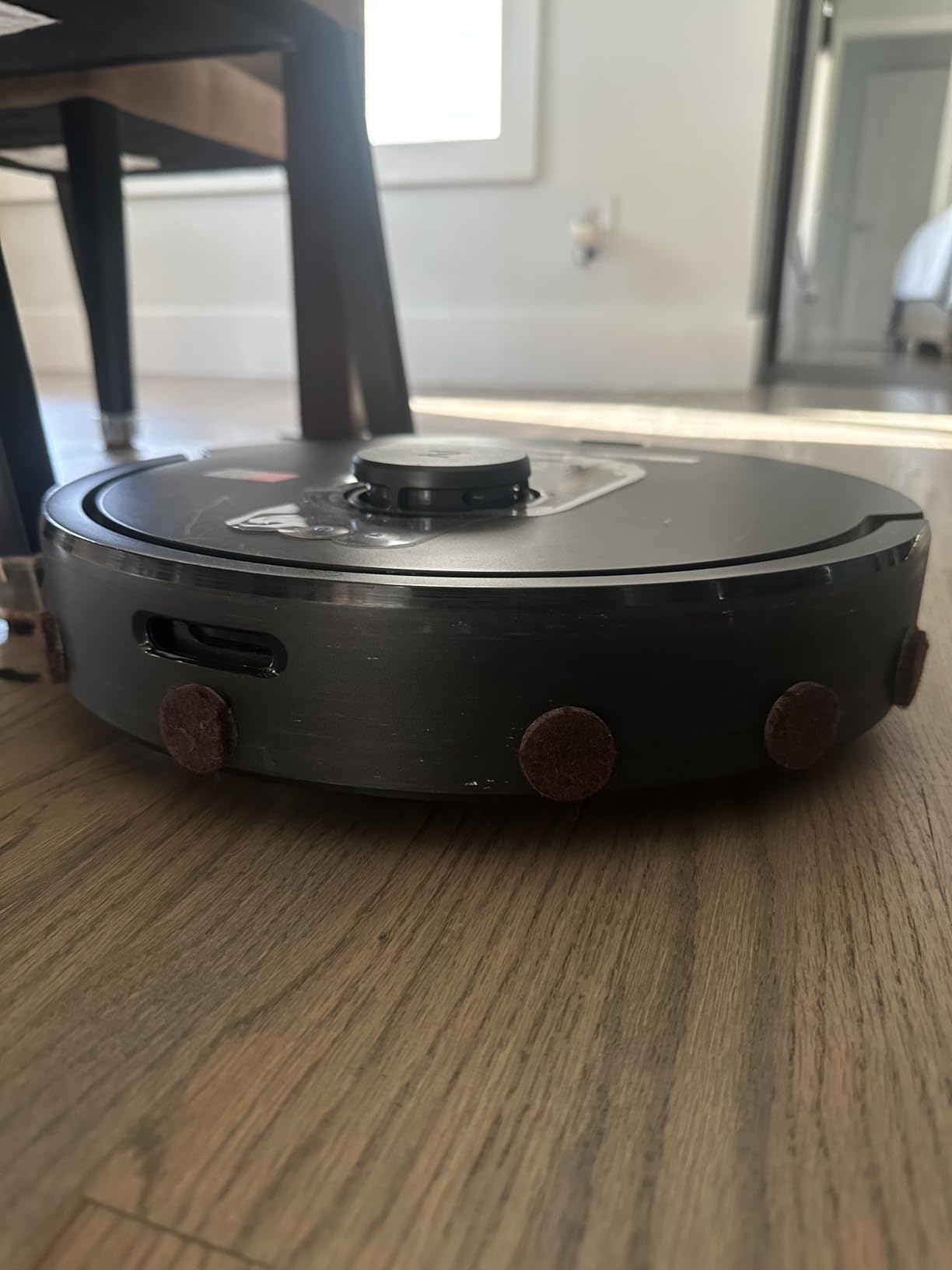 Q10 S5+ Robot Vacuum and Mop, 10,000Pa Suction, Upgraded from Q8 max+, 70 Days Self-Emptying, Obstacle Avoidance, Sonic Mopping, Dual Anti-Tangle Design, Auto Mop Lifting, Black customer photo 1