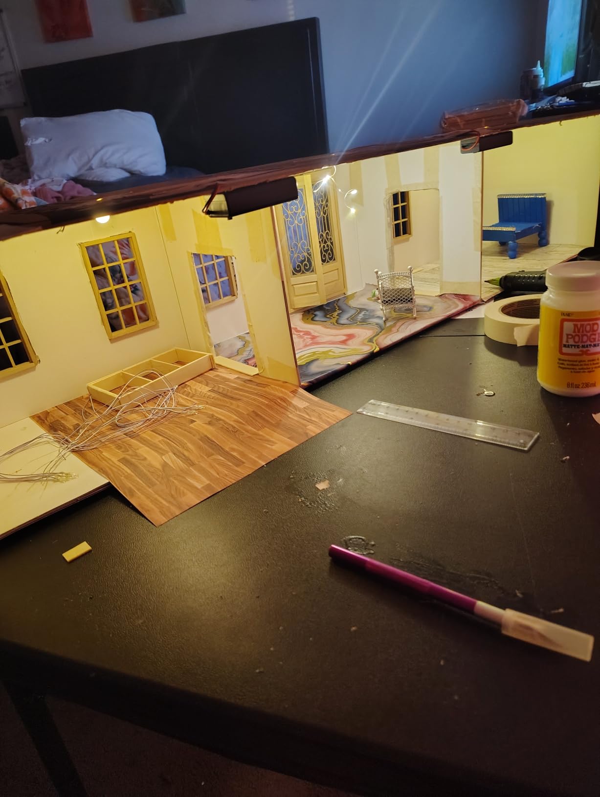 codree 2 Pcs Cardboard Diorama Kit, Diorama Box for Display, Diorama Project Supplies Display Case with Double Sided Tapes for DIY Crafts Toys, 11.8 x 8.7 x 8.3 Inch customer photo 2