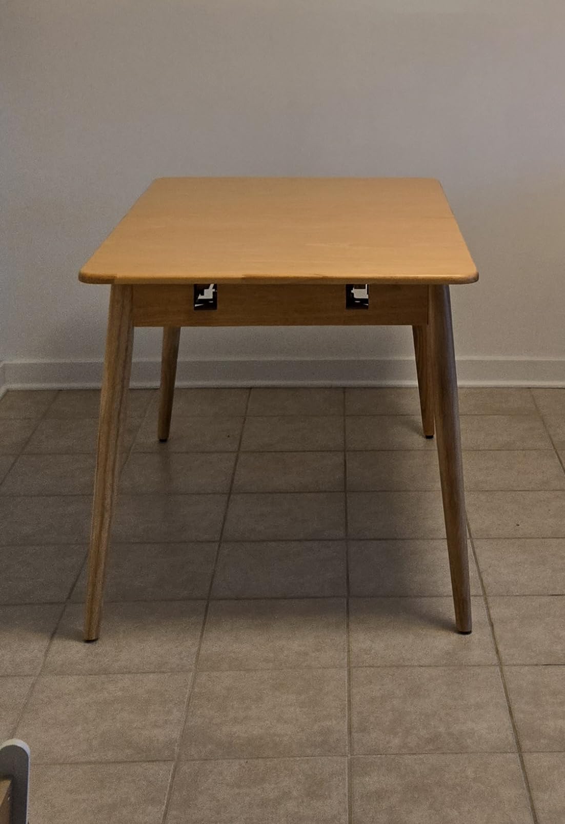 Solid Wood Extendable Dining Table for 4-8 People with Seamless Extension from 47.2 to 63 Inches, Easy Assembly, Expandable Tables for Small Spaces, Dining Room, Kitchen, Living Room, Walnut customer photo 2