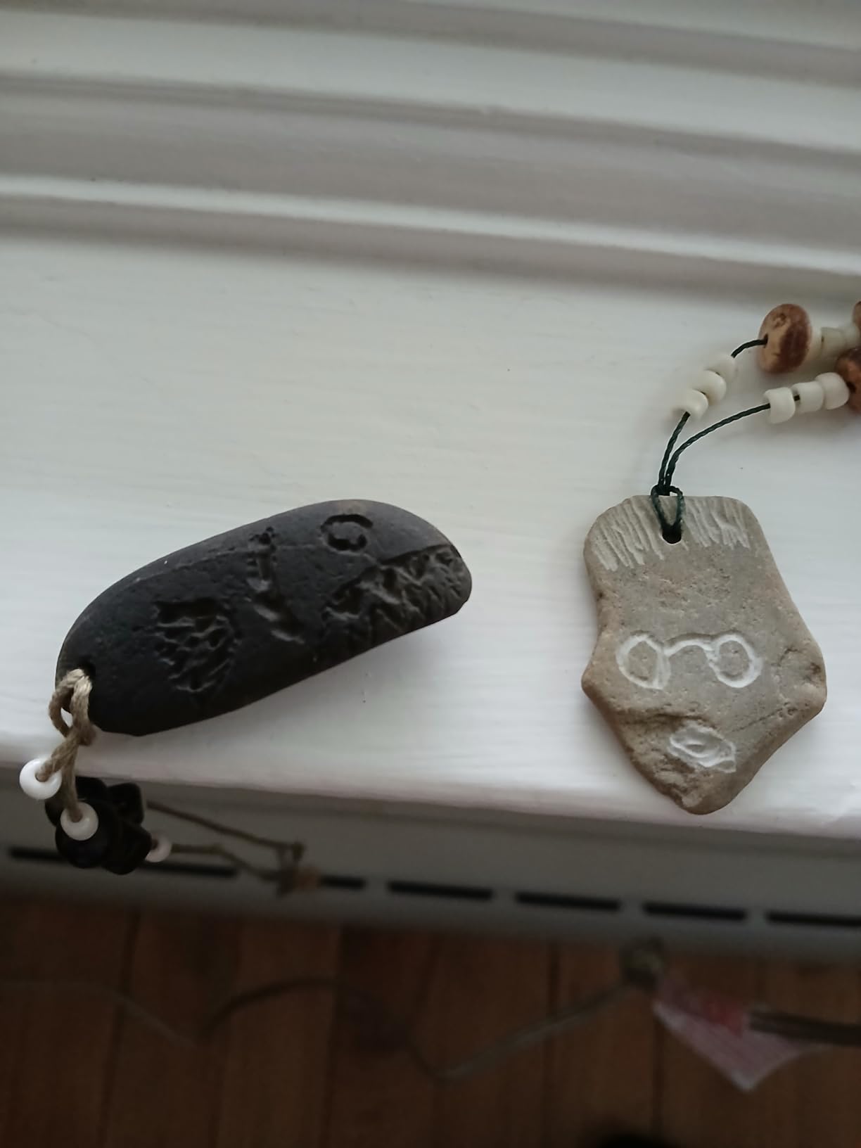 AM ARROWMAX Mini Engraving Pen: Ultimate Cordless Portable Tool for Artists & DIYers - Engrave 50+ Surfaces - Beginner Friendly - Engraving Pen for Bead, Metal, Wood, Glass and Plastic customer photo 1