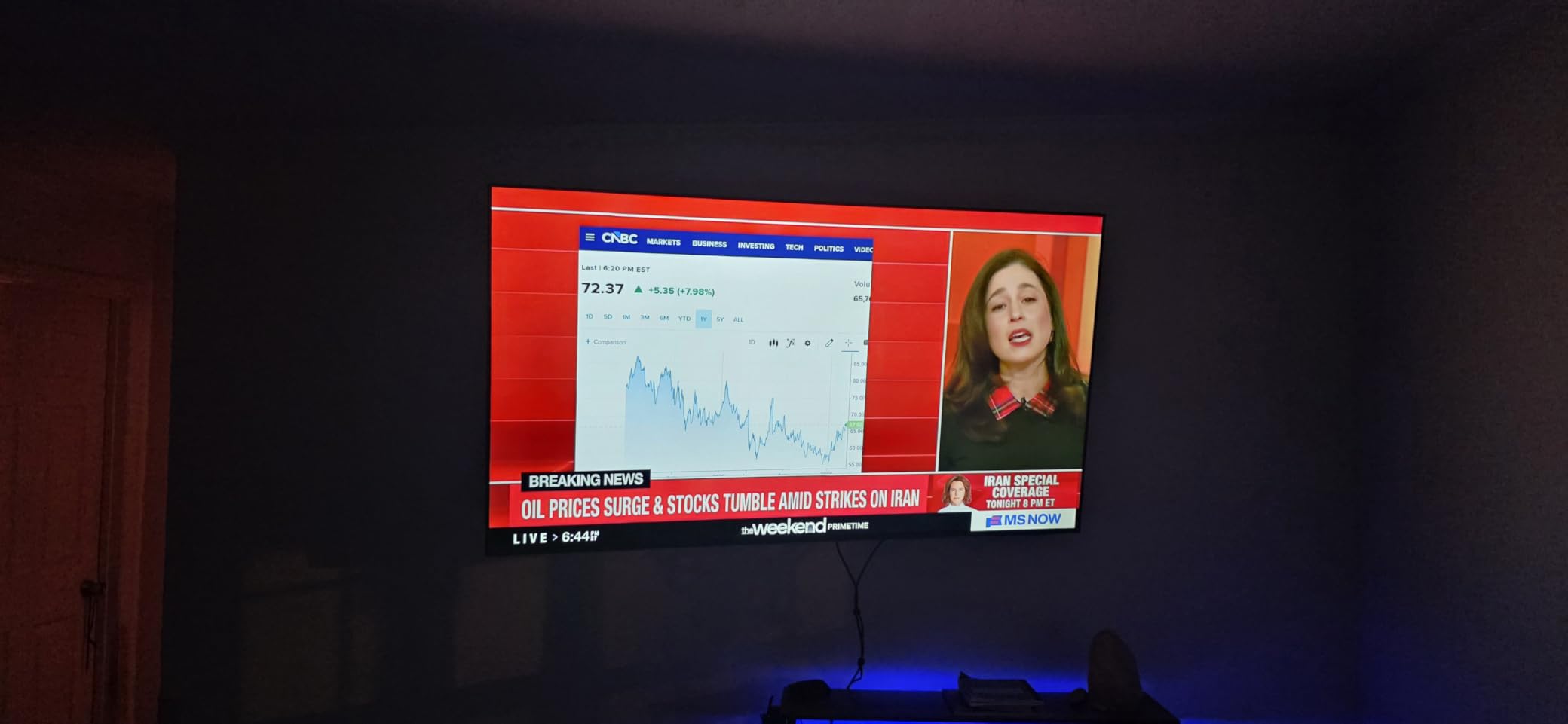 Samsung 75-Inch Class Crystal UHD U8000F 4K Smart TV (2025 Model) Endless Free Content, Crystal Processor 4K, MetalStream Design, Knox Security, Alexa Built-in customer photo 1