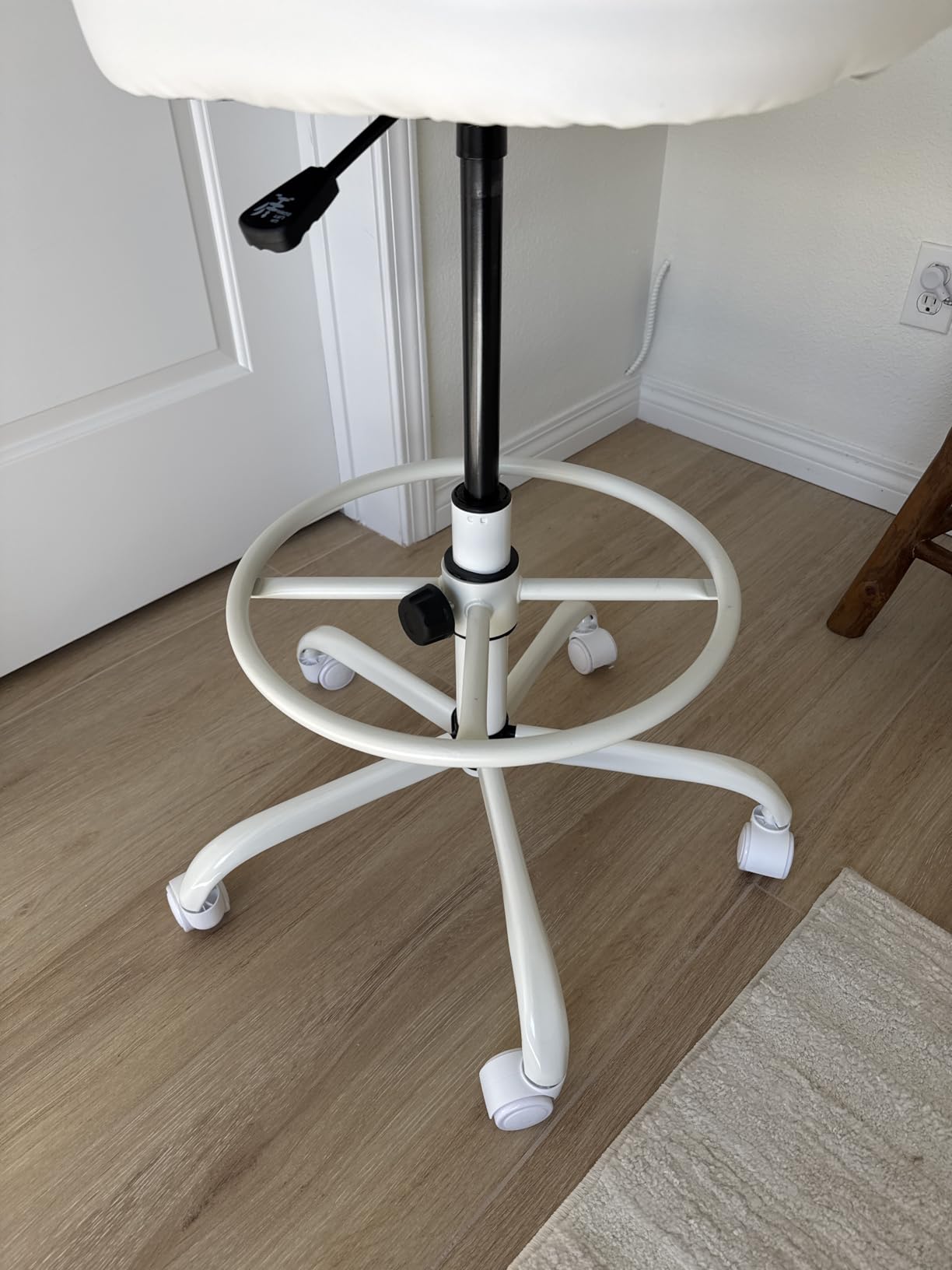 Misolant Drafting Chair Without Arms, Tall Office Chair with Footrest Ring for Standing Desk, Small Faux Leather Executive Office Chair with Adjustable Height customer photo 2