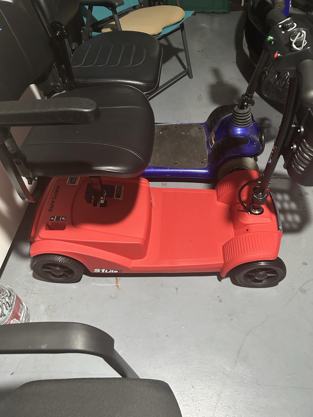 15-25 Miles Long Range Mobility Scooter,Weight Capacity 300 LBS+ Powered Mobility Scooters for Seniors, Compact Duty Mobile for Travel with LED Headlight and Detachable Basket(Red) customer photo 1