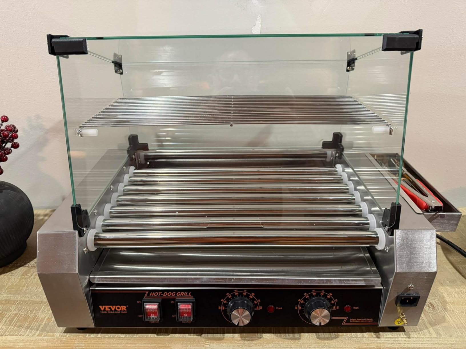 VEVOR Hot Dog Roller, 18 Hot Dog 7 Rollers, Stainless Steel Sausage Grill Cooker, 1050W Commercial Hot Dog Machine with Dual Temp Control, Cover, Side Storage Box, Removable Shelf & Oil Drip Tray customer photo 1