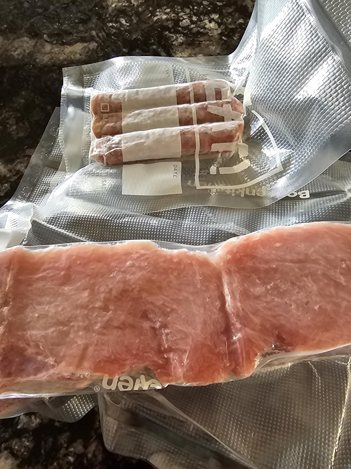 Weston Brands Vacuum Sealer Machine for Food Preservation & Sous Vide, Extra-Wide 5mm Bar for Sealing Bags up to 15