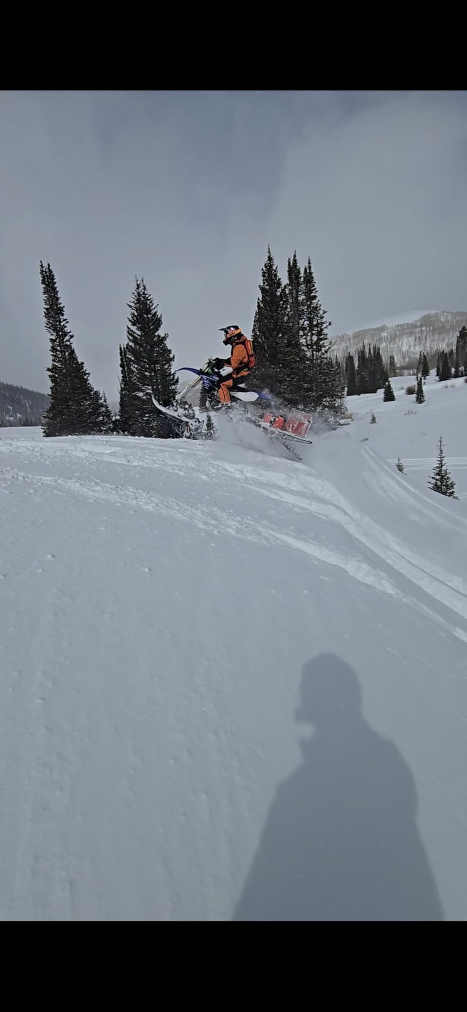 PeakPursuit Marine Tank, 3 Gallon Marine Portable Tank Outboard Marine Boat Transfer Tank With Line, I-Shaped Handle, Easy to Carry customer photo 1