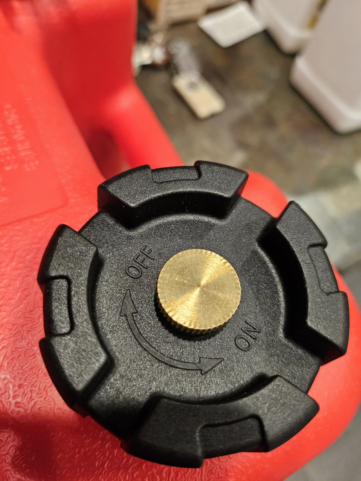 PeakPursuit Marine Tank, 3 Gallon Marine Portable Tank Outboard Marine Boat Transfer Tank With Line, I-Shaped Handle, Easy to Carry customer photo 2