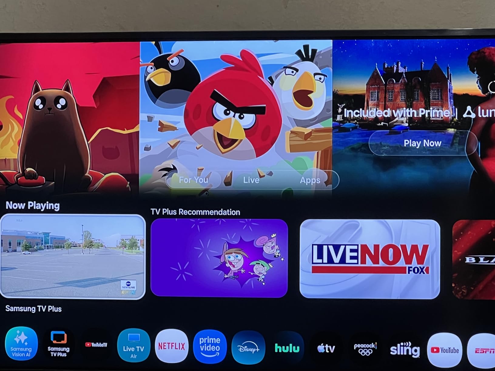 Samsung 75-Inch Class QLED Q8F 4K UHD Smart TV (2025 Model) Q4 AI Processor, 100% Color Volume with Quantum Dot, AirSlim Design, Samsung Vision AI, Alexa Built-in customer photo 2