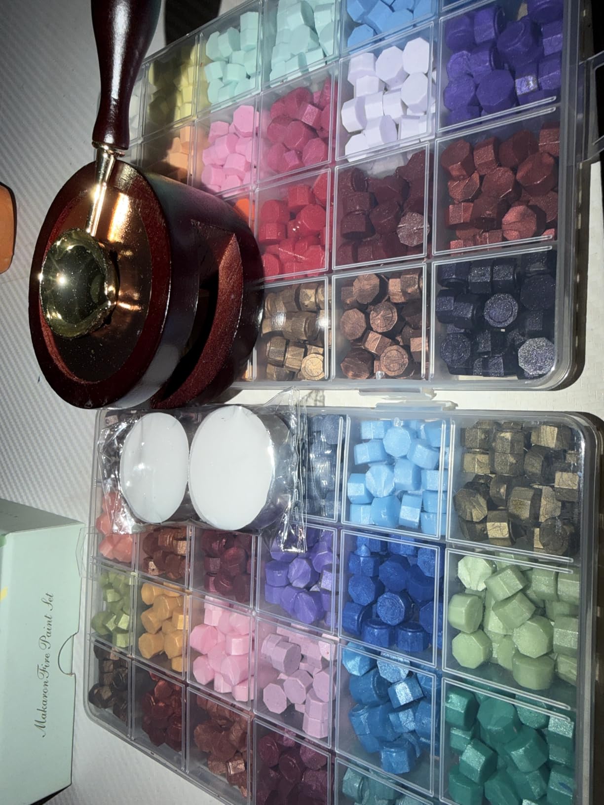 Aottom Wax Seal Kit, 48 Colors 1248 Pcs Sealing Beads with Melting Pot, Spoon, Tea Light Candles, Wax Seal Stamp Kit for Wedding Invitation, Gifts, Envelope, Letter Stamp Sealing and DIY Craft customer photo 1
