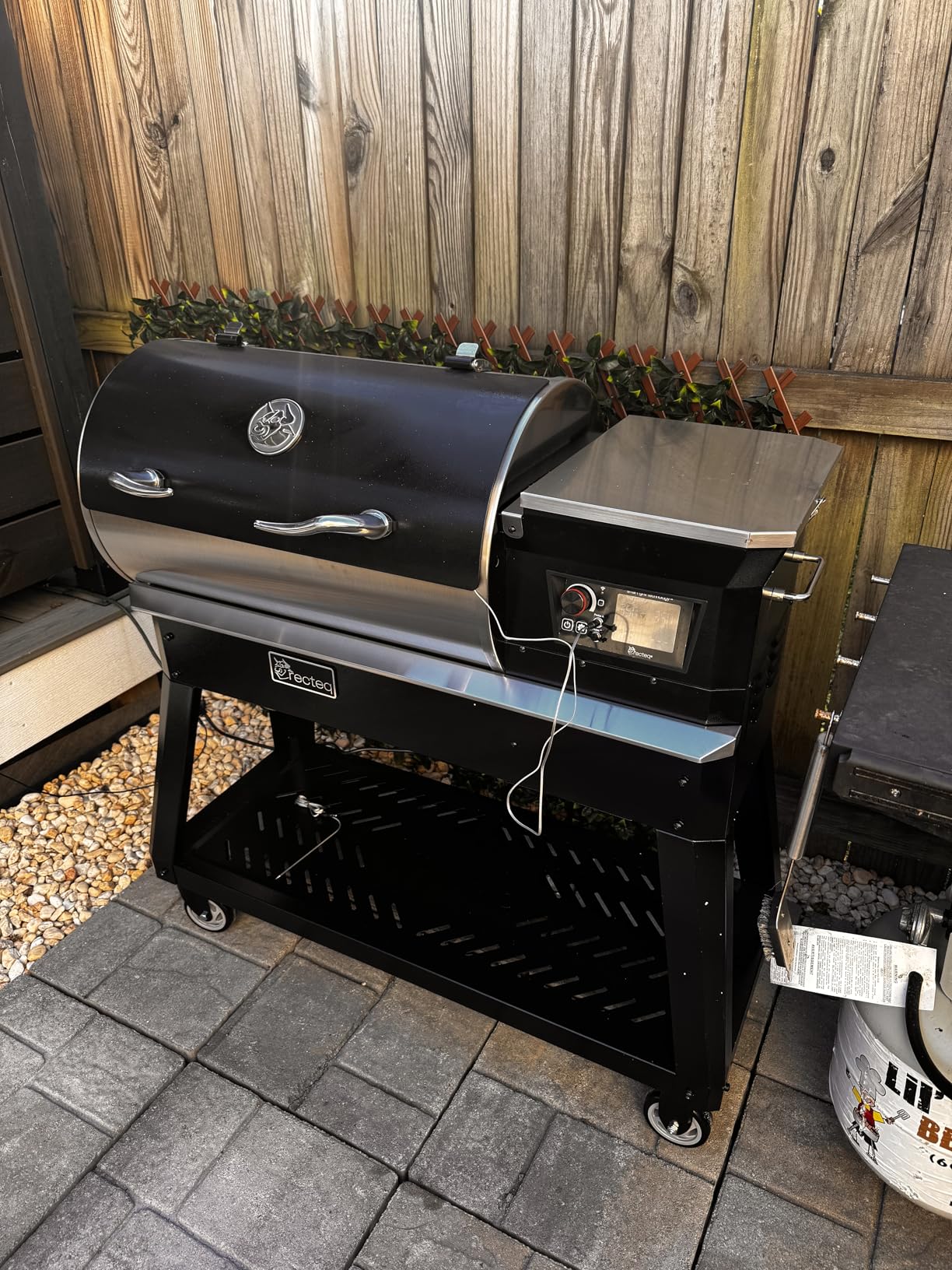 recteq Patio Legend 400 Pellet Smoker Grill with WiFi & App Connectivity, Outdoor Smokers Grills, Wood Pellet Grill, Temp Range 180° to 700+° customer photo 1