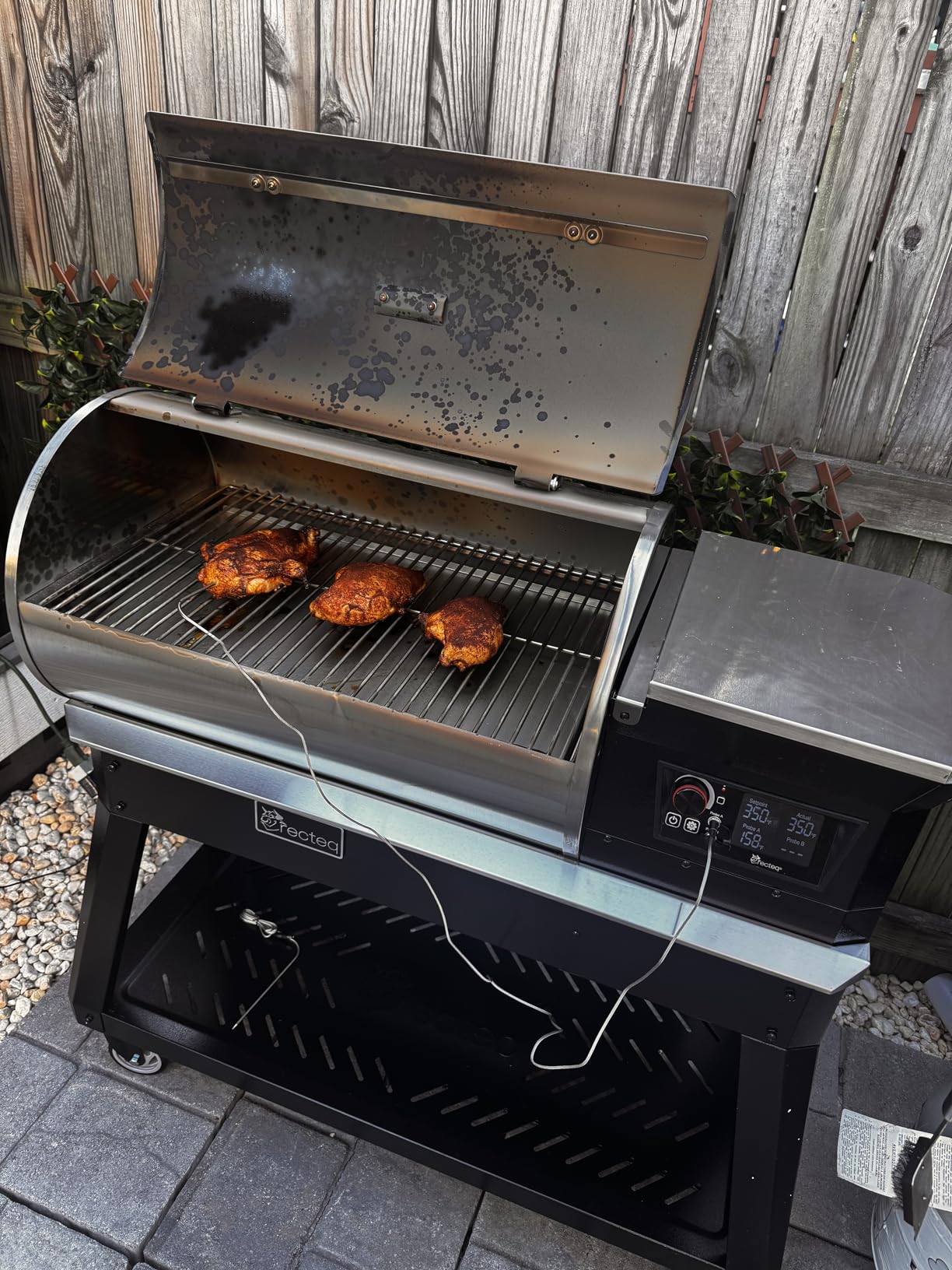 recteq Patio Legend 400 Pellet Smoker Grill with WiFi & App Connectivity, Outdoor Smokers Grills, Wood Pellet Grill, Temp Range 180° to 700+° customer photo 2