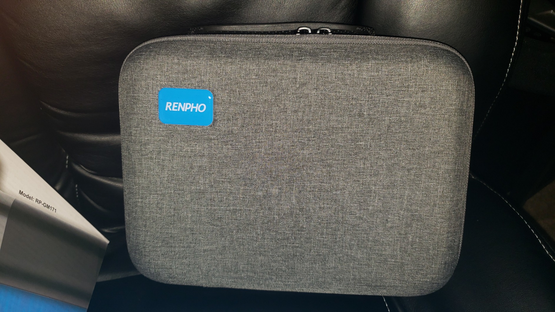 RENPHO Active+ Thermacool Massage Gun with Heat and Cold, Deep Tissue Percussion Massager for Back and Neck, Portable Handheld Massager with 5 Speeds, 5 Attachments, Carry Case, Black customer photo 1