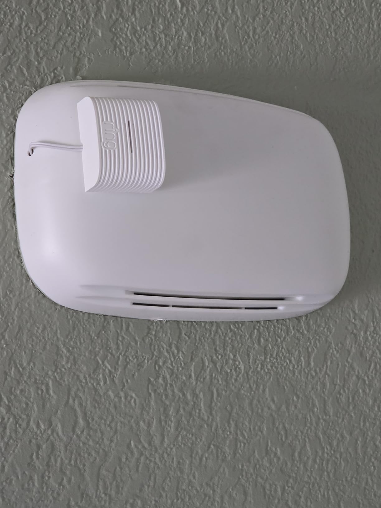 Ring Wired Doorbell Pro (newest model), Home or business security, Retinal 4K with wide-angle video, 10x Enhanced Zoom, and Low-Light Sight, Deep Silver customer photo 2