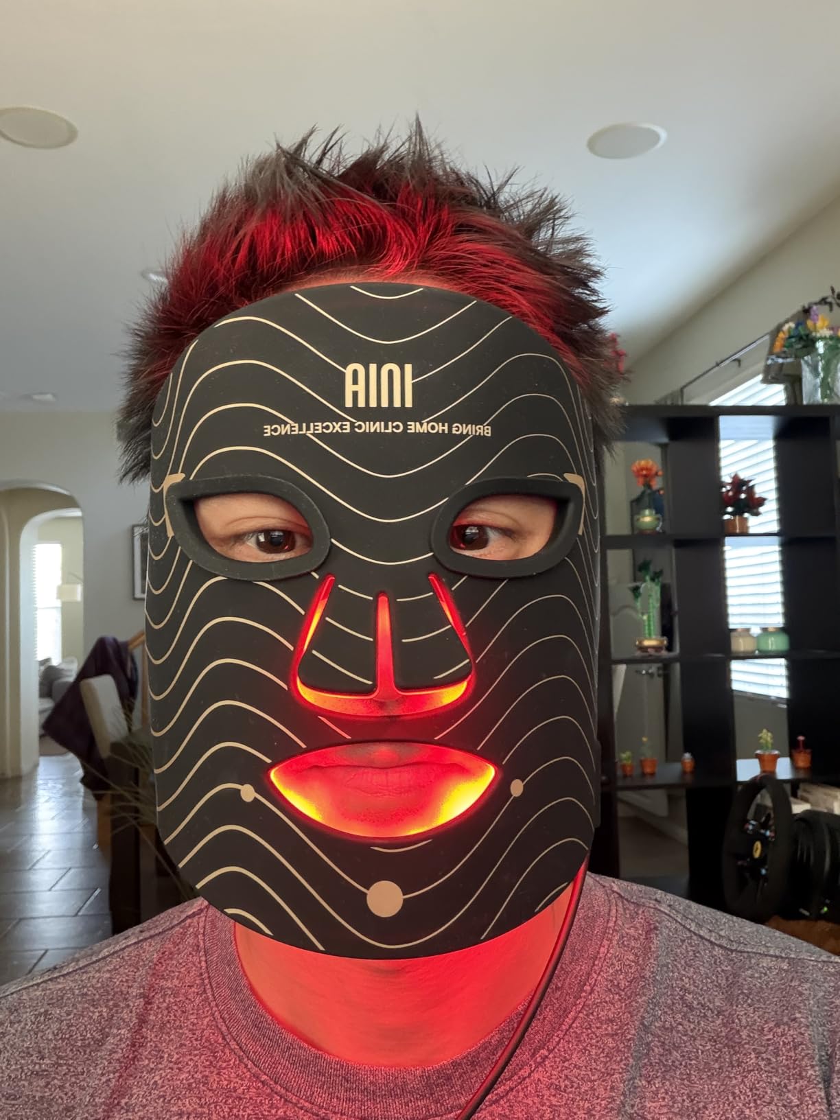 INIA Red Light Therapy Mask for Face - 4 Light Modes with 850nm NIR, Red & Blue LED Light Therapy, 2600mAh Rechargeable LED Face Mask customer photo 1