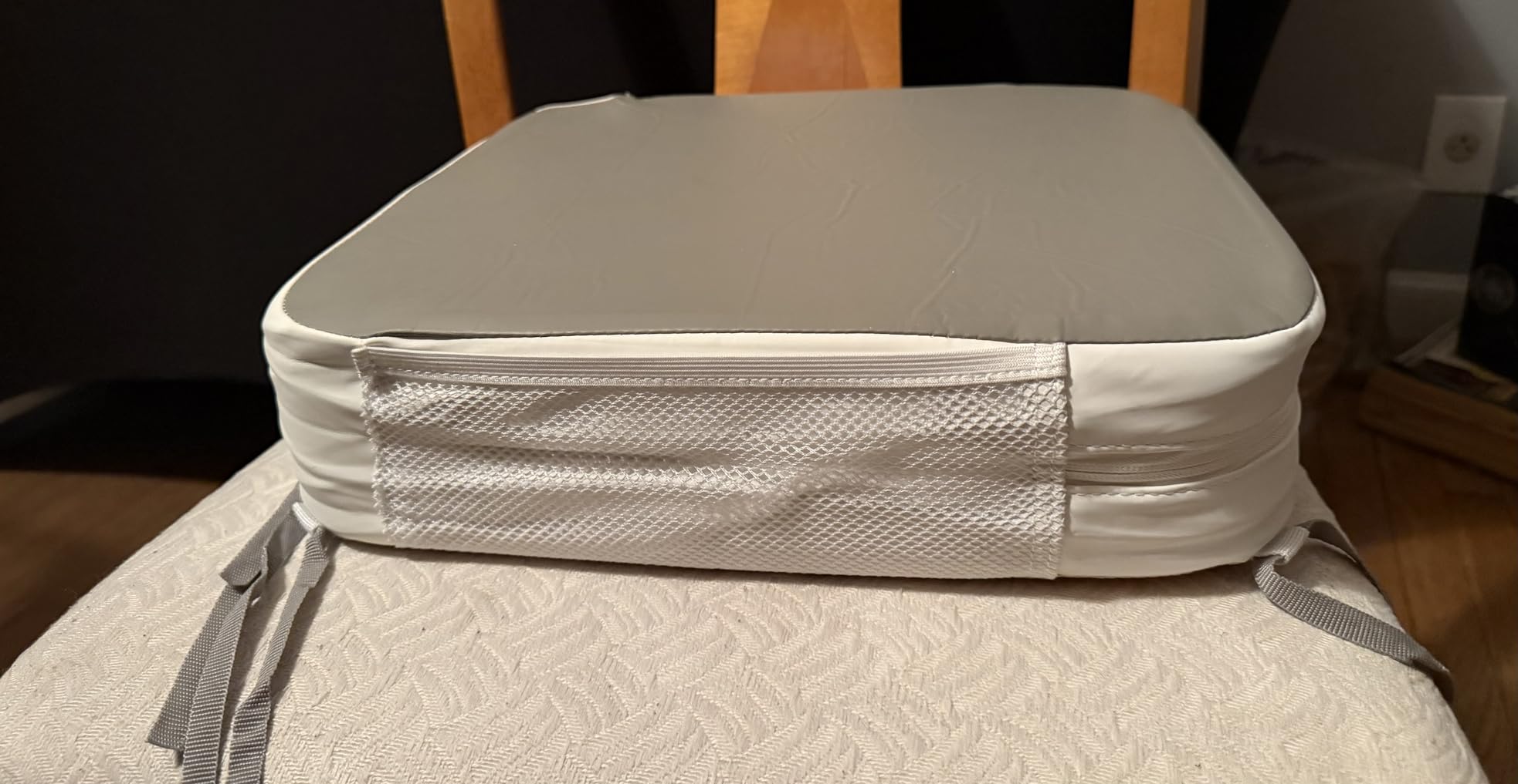 Booster Seat for Kitchen Chair - 4-Point Anchor 3.8