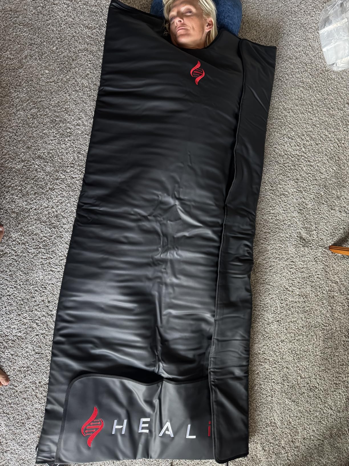 Healix Infrared Sauna Blanket Zero EMF | Portable Home Sauna Blanket for Relaxation & Wellness | Far Infrared Heating, Adjustable Temp (77-176°F), Carbon Fiber Heating customer photo 1