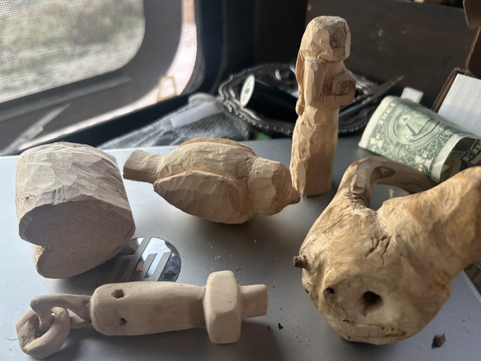 Wood Carving Kit, 24Pcs Wood Carving Tools with Storage Bag, Wood Whittling Knife Kit with 4pcs Templates & 6pcs Basswood Blocks for DIY Beginners customer photo 1