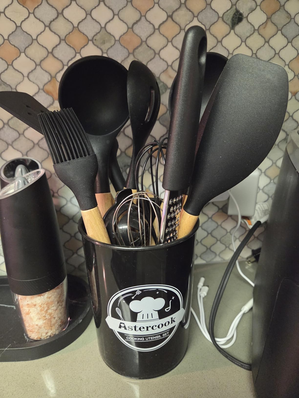 Astercook 39 PCS Kitchen Utensils Set, Silicone Cooking Utensil Sets with Wooden Handle, 446°F Heat Resistant Food Grade Spatula Set, BPA Free Kitchen Gadgets Tools Set & Spoons for Nonstick Cookware customer photo 2