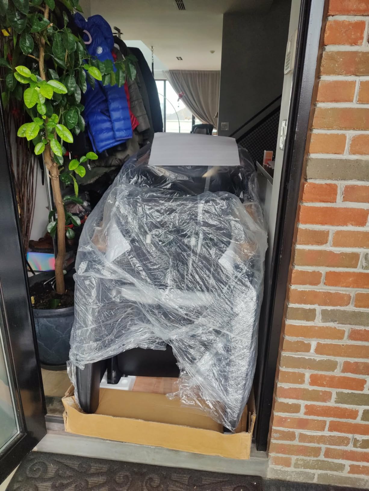 TLIFE Massage Chair Full Body, 160°Zero Gravity Recliner with Body Scan, 50