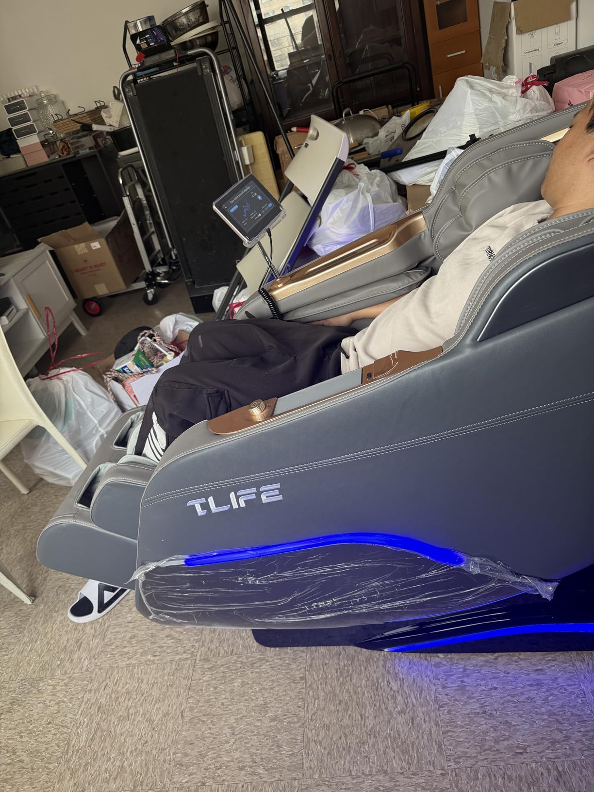 TLIFE Massage Chair Full Body, 160°Zero Gravity Recliner with Body Scan, 50