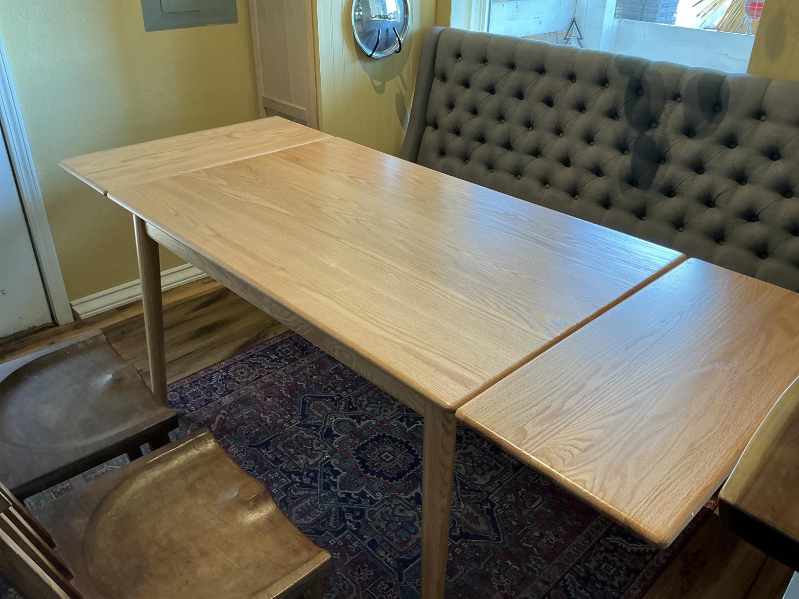 49.21''-76.77'' Extendable Dining Room Table for 6-10 Person, 100% Solid Wood Oak Dinner Kitchen Table, Mid Century Modern Dining Table for Kitchen, Living Room, Apartment (Natural) customer photo 2