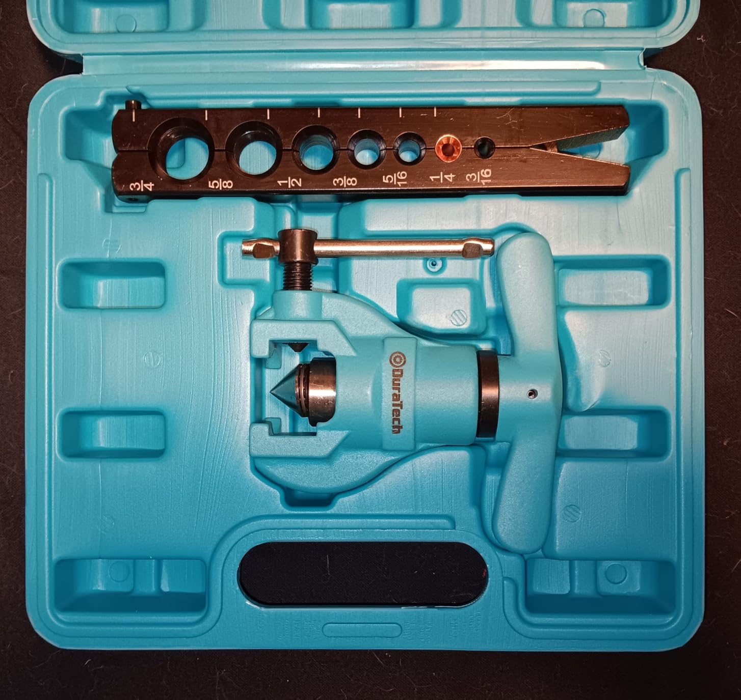 DURATECH Tubing Flaring Tool Kit, 45° Eccentric Cone Flaring Tool with Clutch, 7 Dies for 3/16 