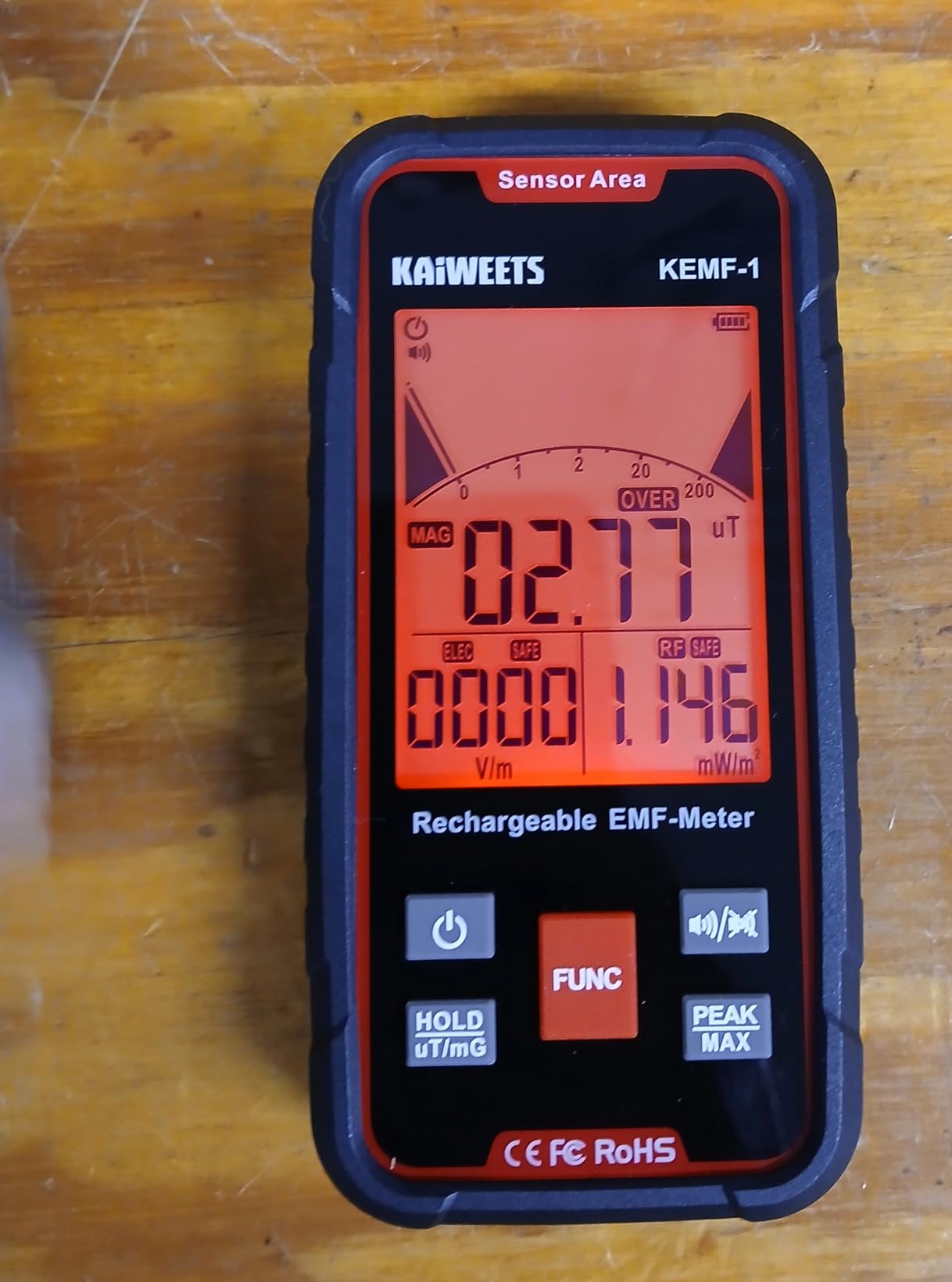 KAIWEETS EMF Detector, 3-in-1 Handheld EMF Meter Detects EF, RF, MF, WiFi Signal, Rechargeable Radiation Detector with 3 Color Backlight and Sound Alarm, Suitable for Home, Office, Ghost Hunting customer photo 2