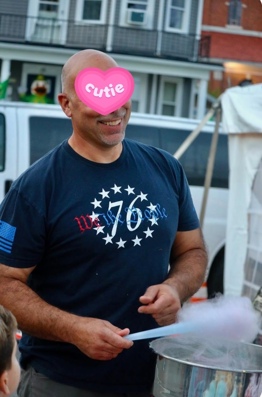 Cotton Candy Machine Commercial, 1000W Professional Cotton Candy Machine, Cotton Candy Maker with Stainless Steel Bowl, Bowl Cover and Sugar Scoop for Kids Birthday, Family Party, Festival (Pink) customer photo 1