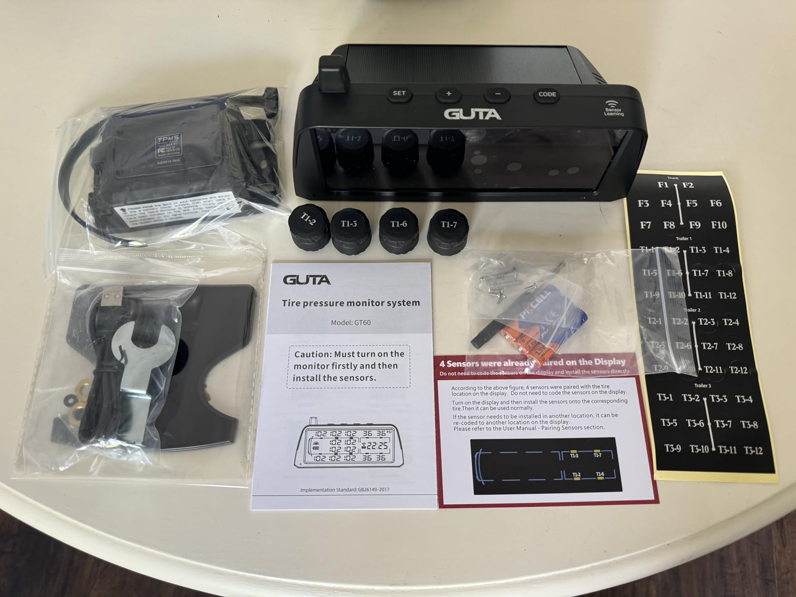 GUTA RV Tire Pressure Monitoring System, Solar Tire Pressure Monitor with 7