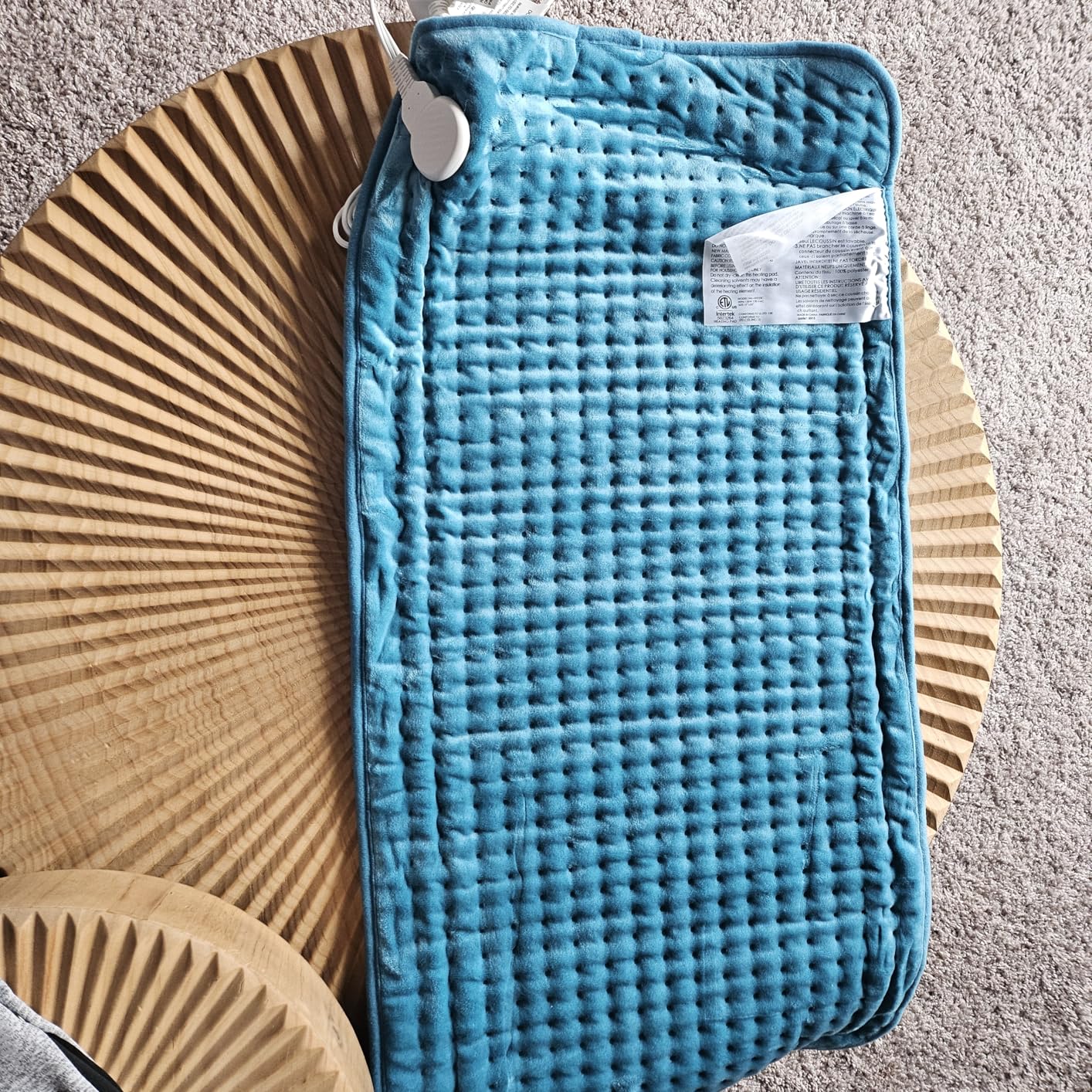 VAAGHANM Heating Pad: 33 x 17 inches Electric Heating Pad for Back -Extra Large Heat Pad for Shoulder/Neck/Knee/Arms - Upgraded 6 Timer & 6 Temperature Controller -Auto Shut Off customer photo 2