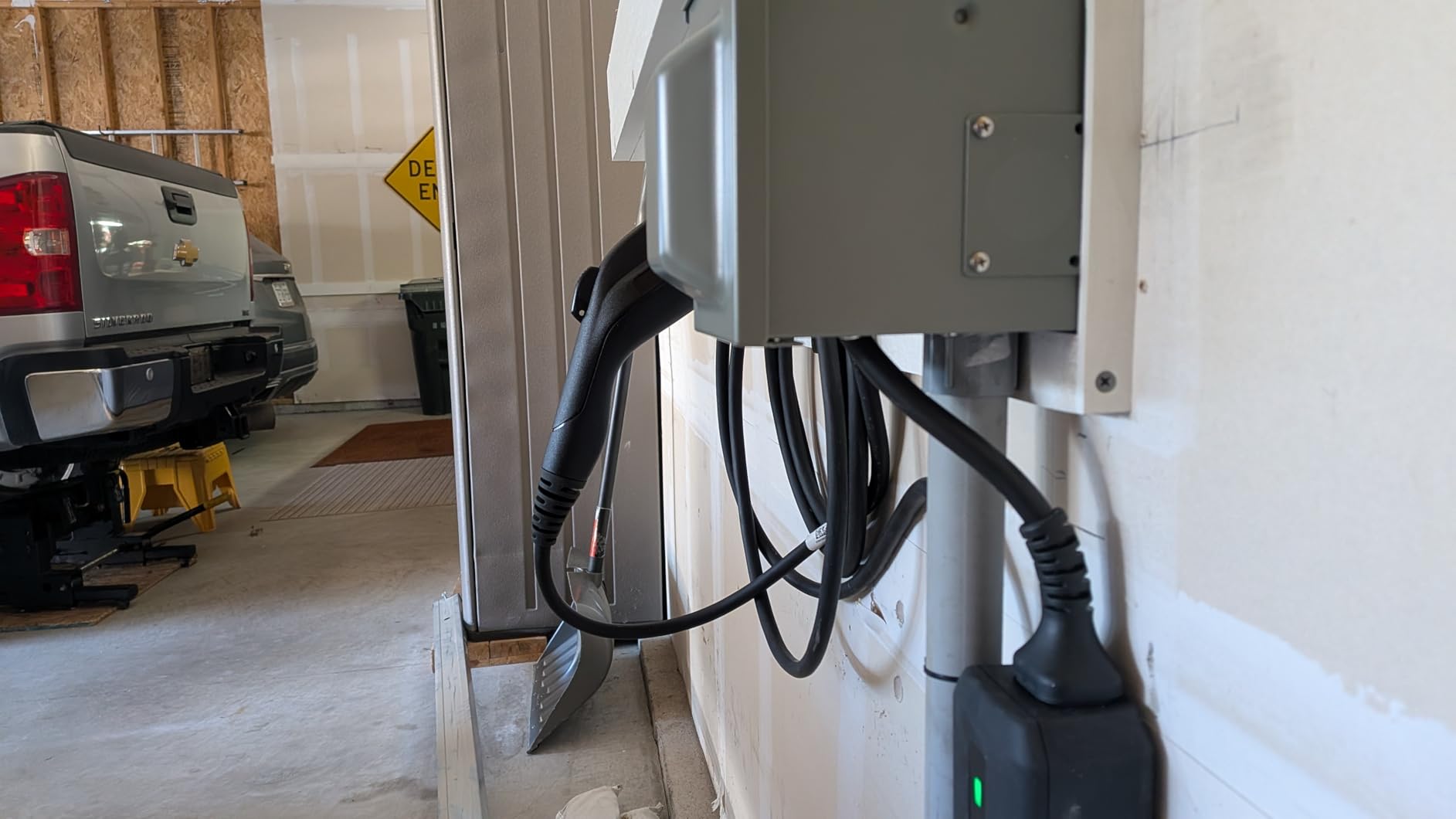 EV Charger Holder for SAE J1772 - Heavy Duty Wall Mount Bracket with Cable Organizer, Universal J1772 Plug Holder for Electric Vehicle Charging Stations, Garage, Parking Lot (Includes Screws) customer photo 1