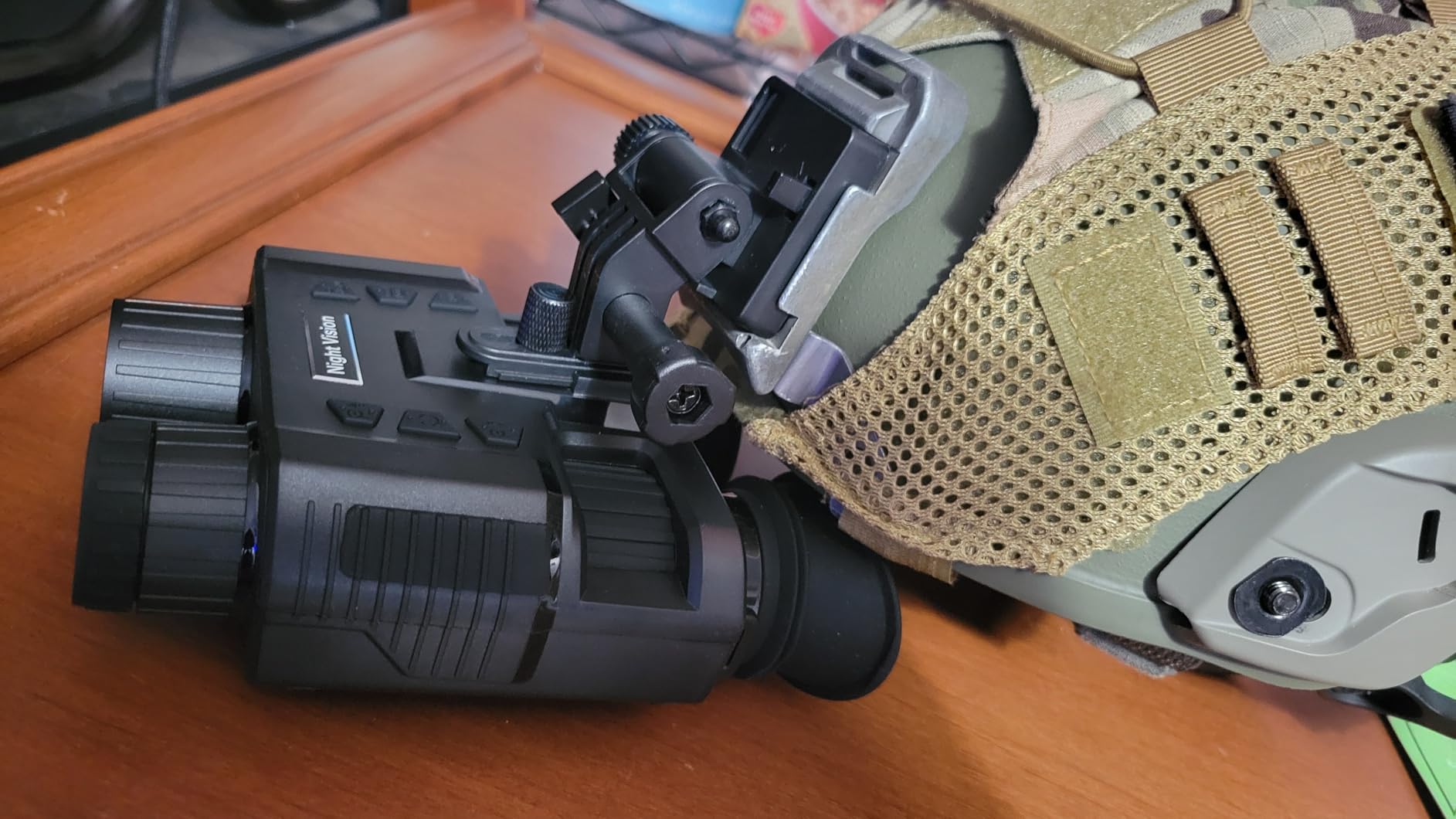 Night Vision Goggles, Qpingan 4K HD Infrared Tactical Night Vision Binoculars for Adults with Head Mounted Dual 1.4