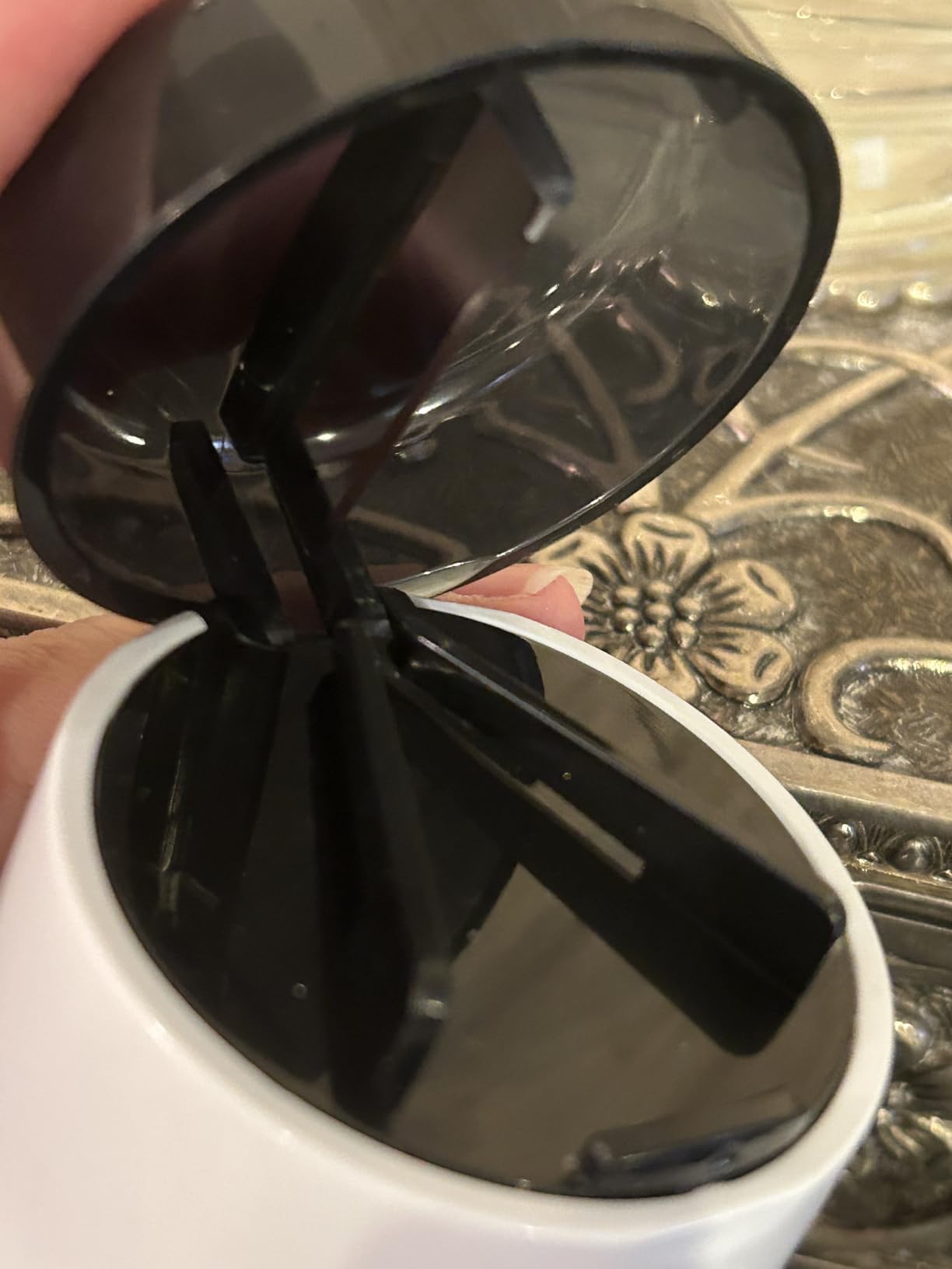 DEPAD 3-in-1 Pill Crusher and Pill Cutter, Pills Crusher Fine Powder with Stainless Steel Grinding Head, Pil Grinder with Storage for Tablets, Cutter Splitter for Small and Tiny Pills customer photo 2