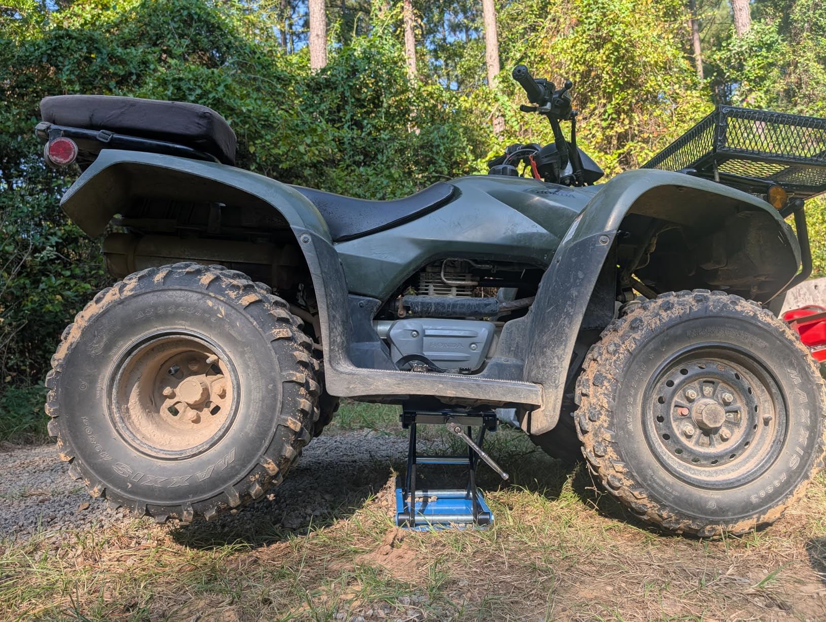 Motorcycle Lift Scissor Jack, 1200 LB Capacity Wide Deck Hoist Stand Maintenance Bikes ATVs Garage Repair Center Stand Lift Jack, Blue customer photo 1