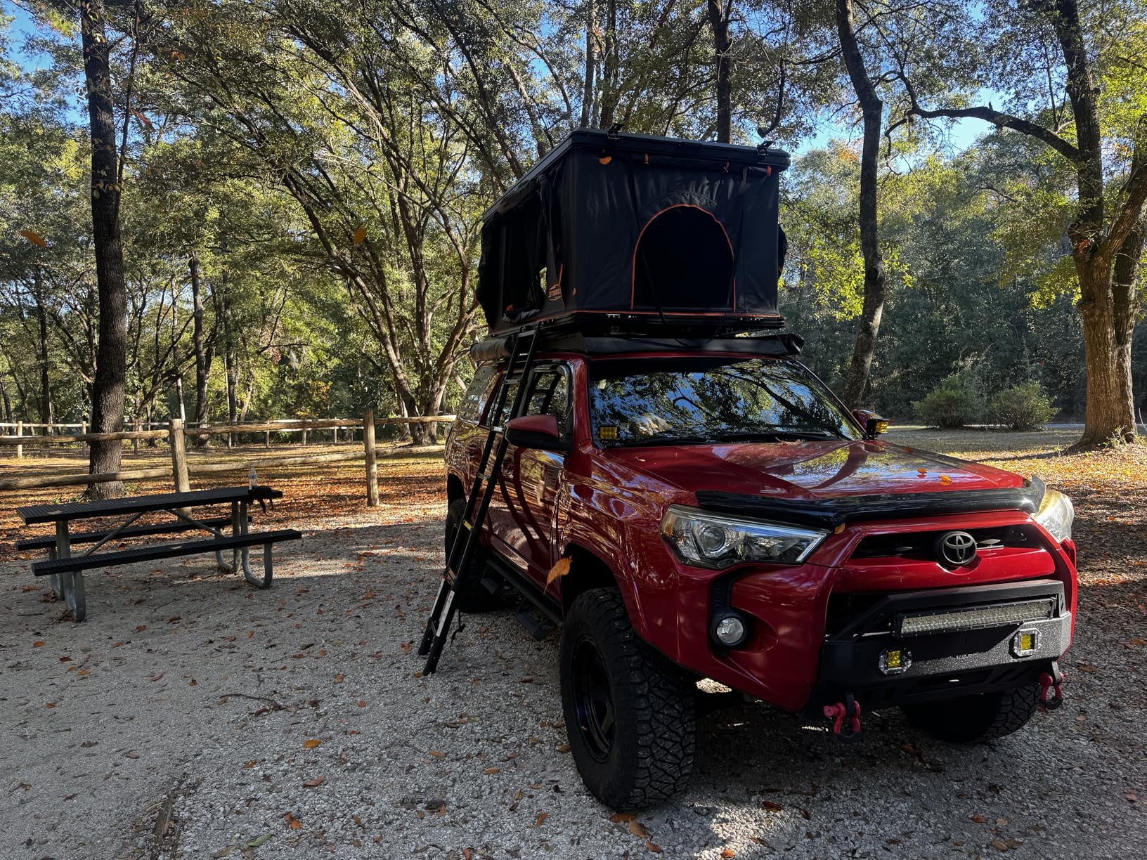 Rooftop Tent Hard Shell, Aluminum Pop Up 2-3 Person Roof Top Hardshell for Camping Truck Van Suitable for Jeep SUV Car customer photo 1